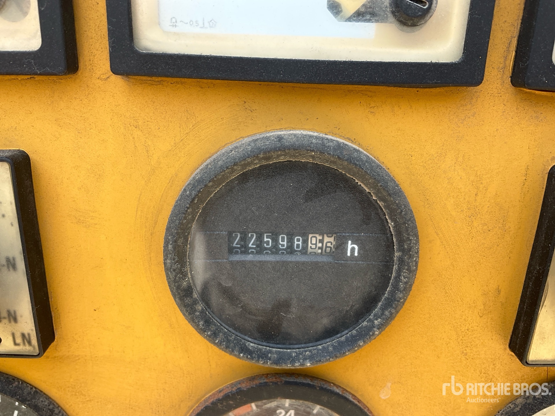 2006 Caterpillar GEH220