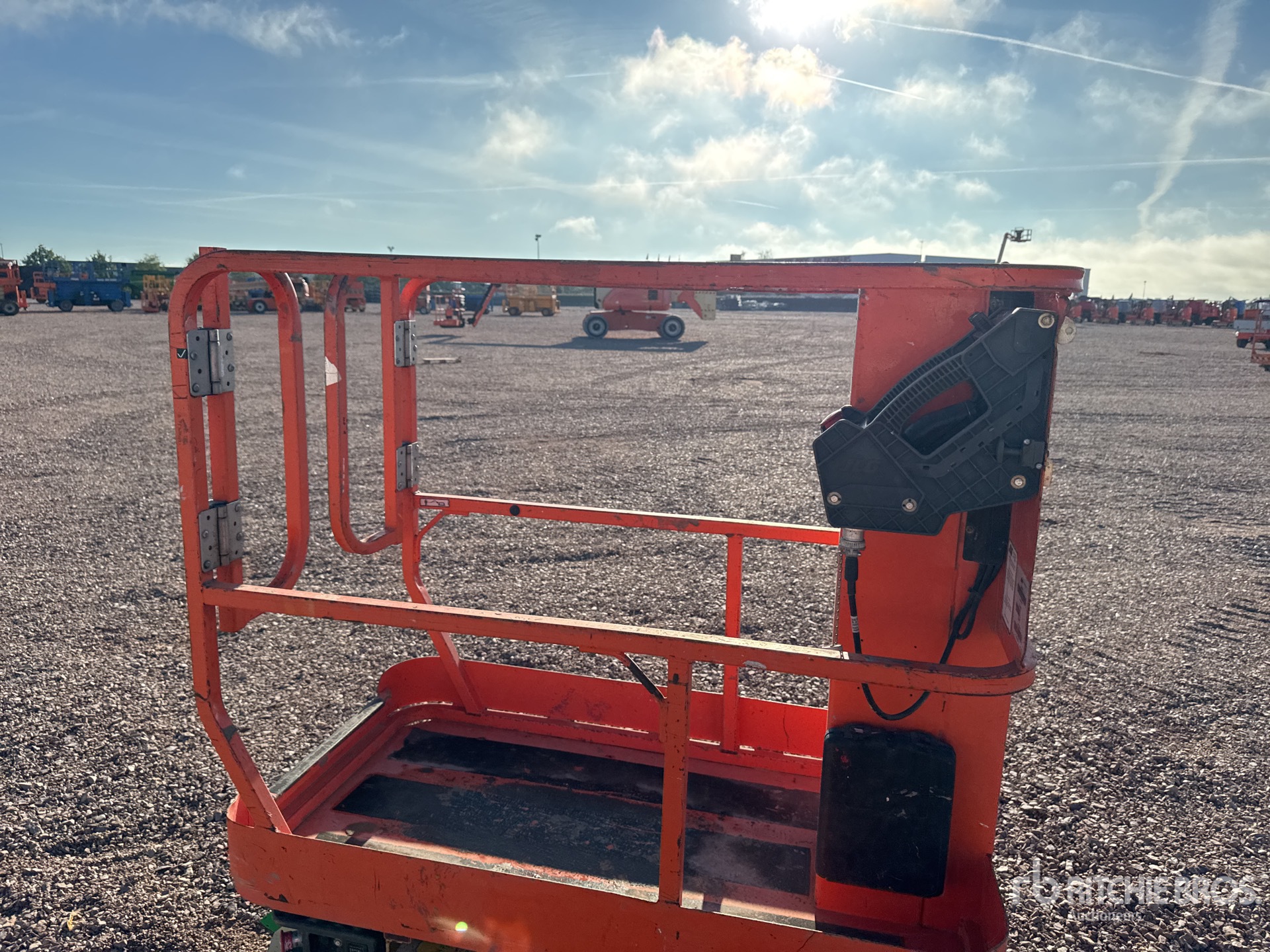 2015 JLG 1230ES