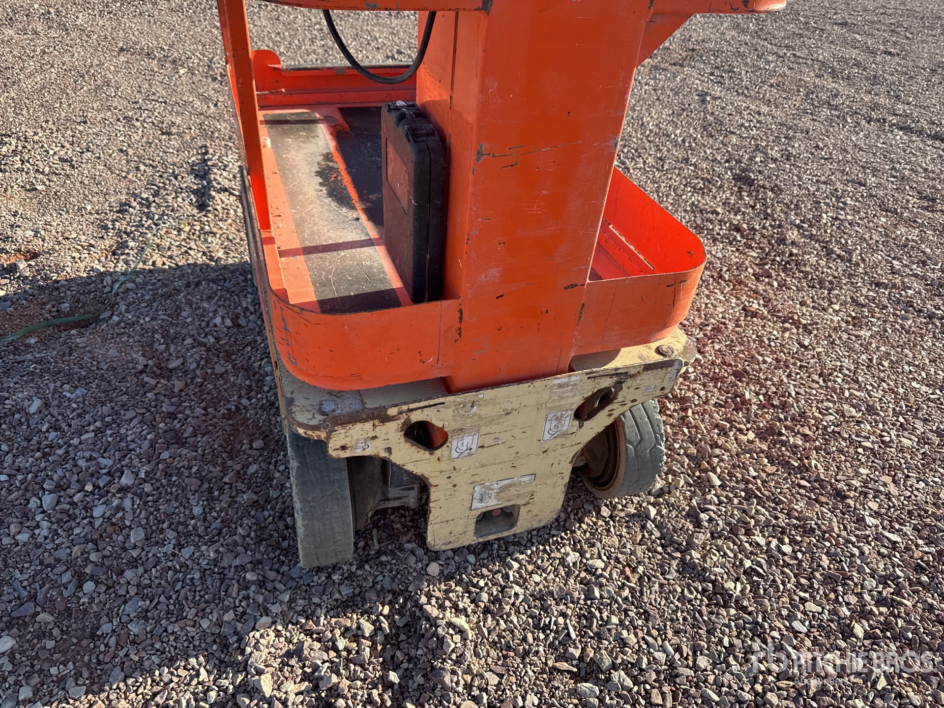2015 JLG 1230ES