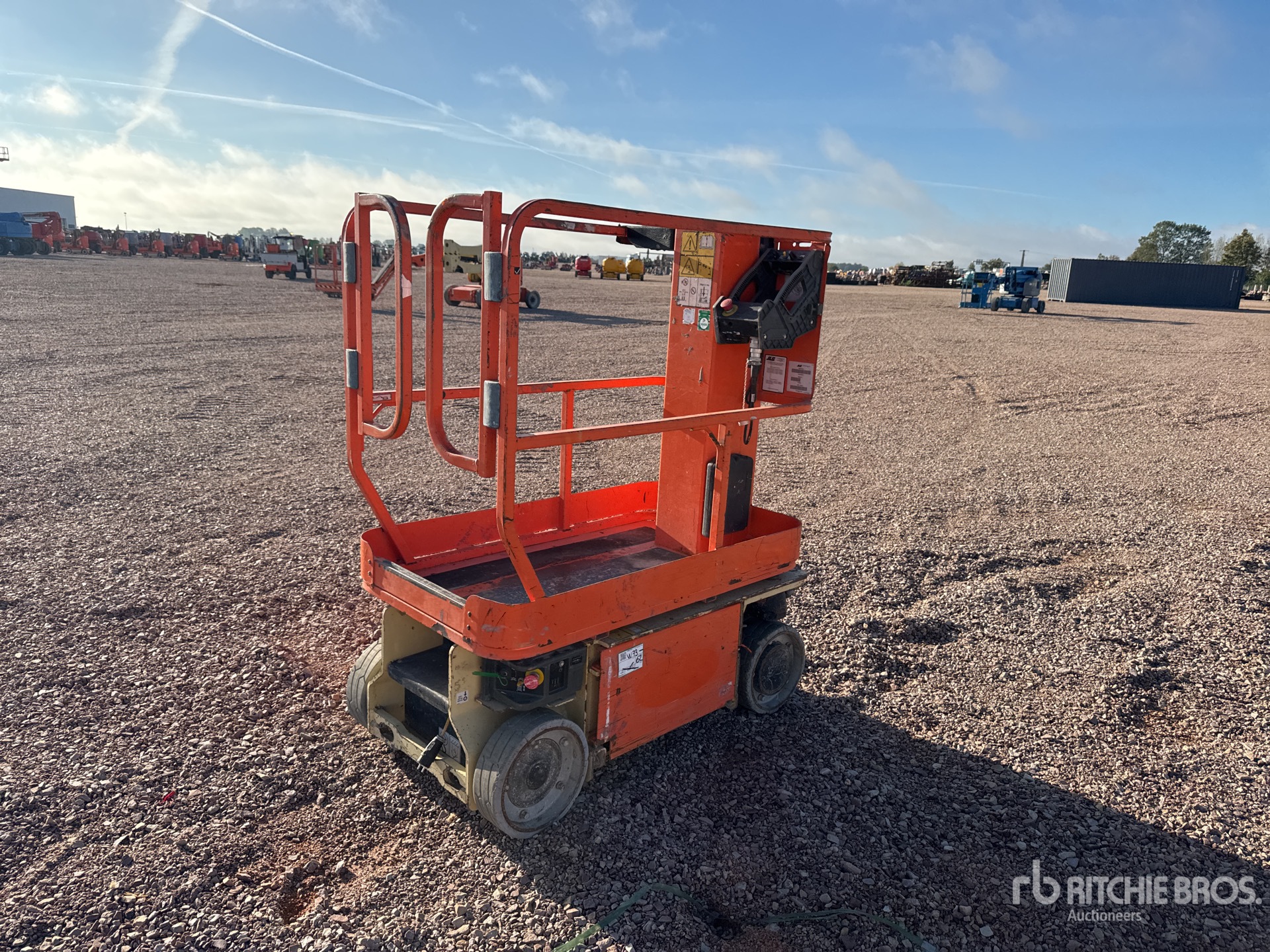 2015 JLG 1230ES