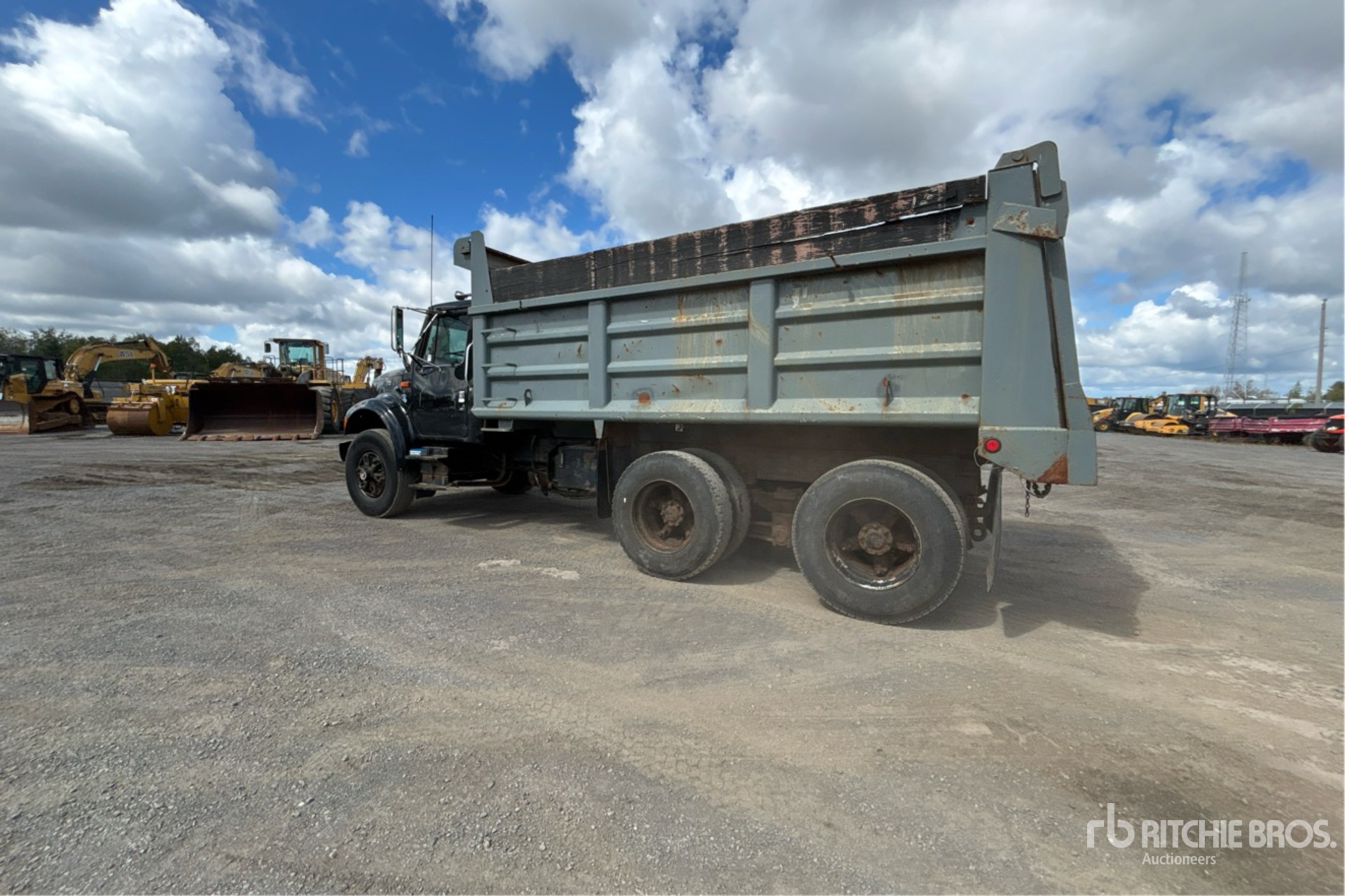1999 International 4900