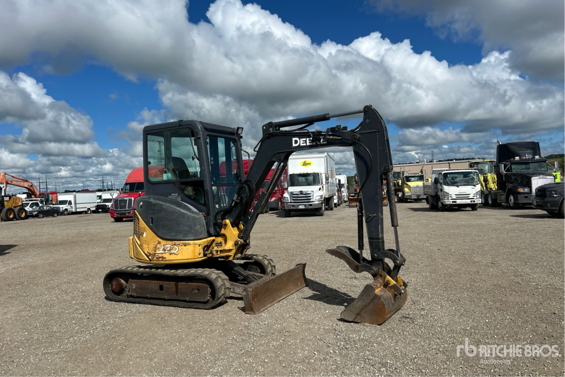 2009 John Deere 27D