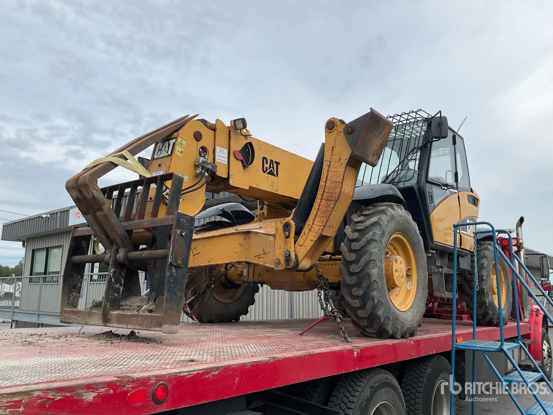 2005 Caterpillar TH460B