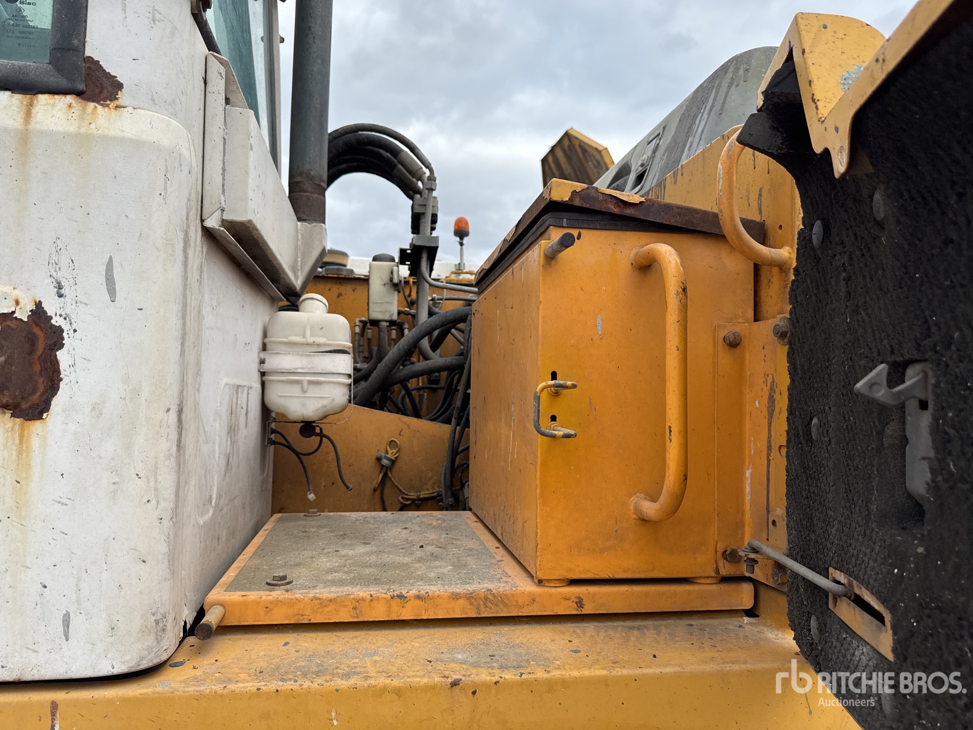2007 Liebherr R904CHDSL