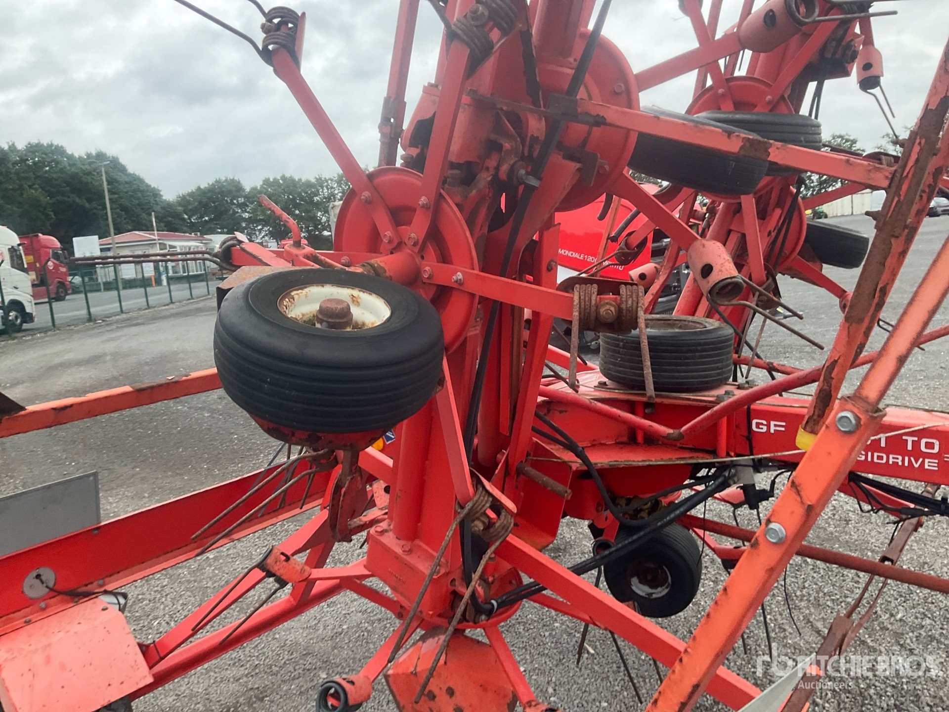Kuhn TE4052T