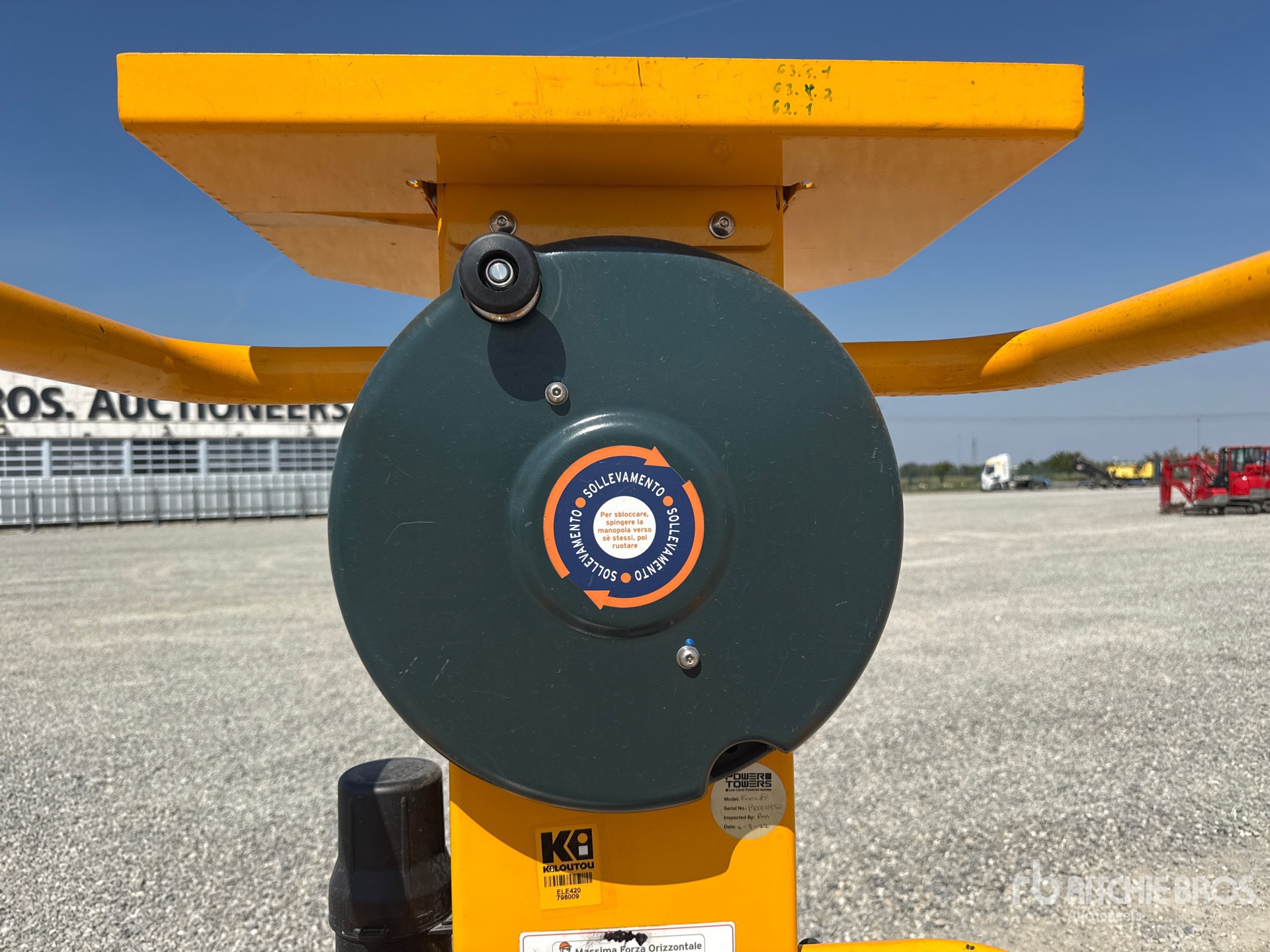 2022 JLG ECOLIFT