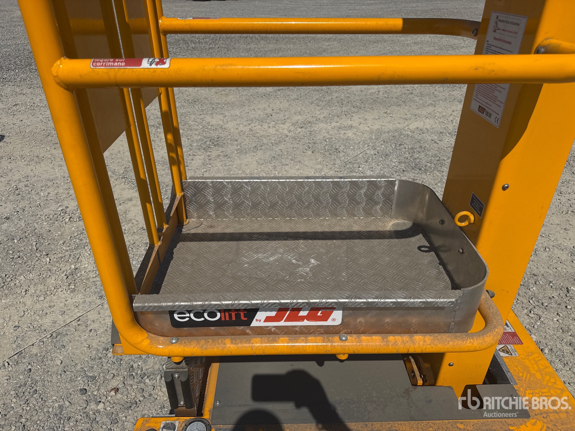2022 JLG ECOLIFT