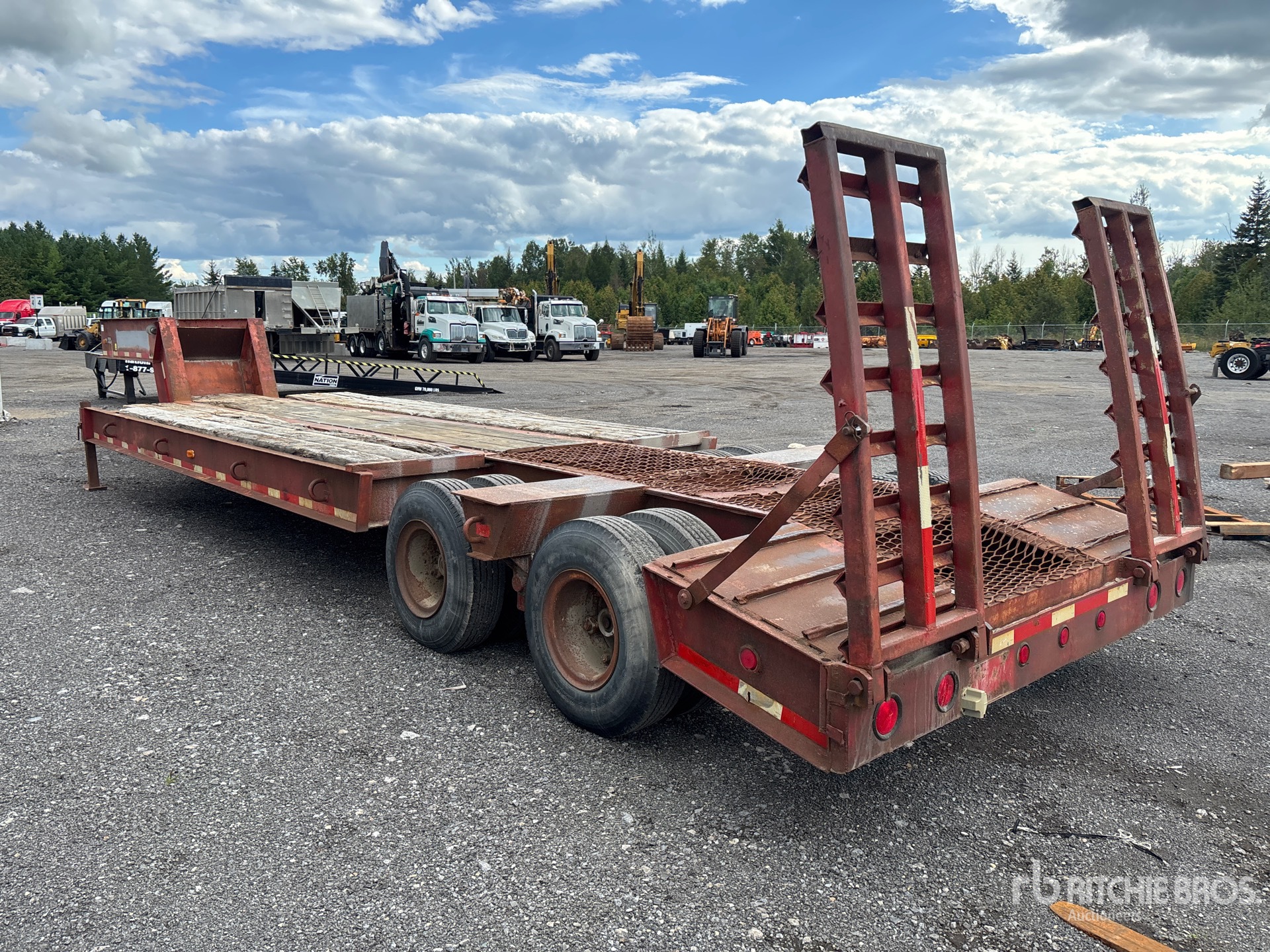 1970 Rogers 27 FT T/A GOOSENECK