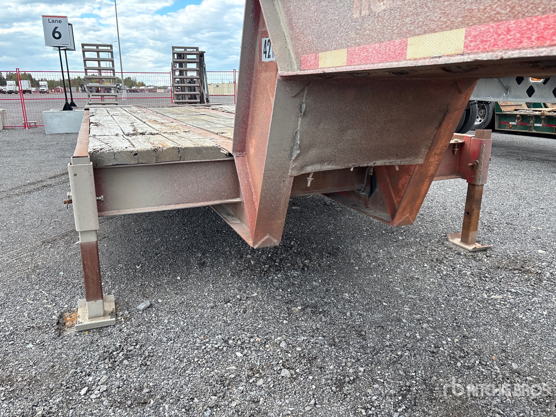 1970 Rogers 27 FT T/A GOOSENECK