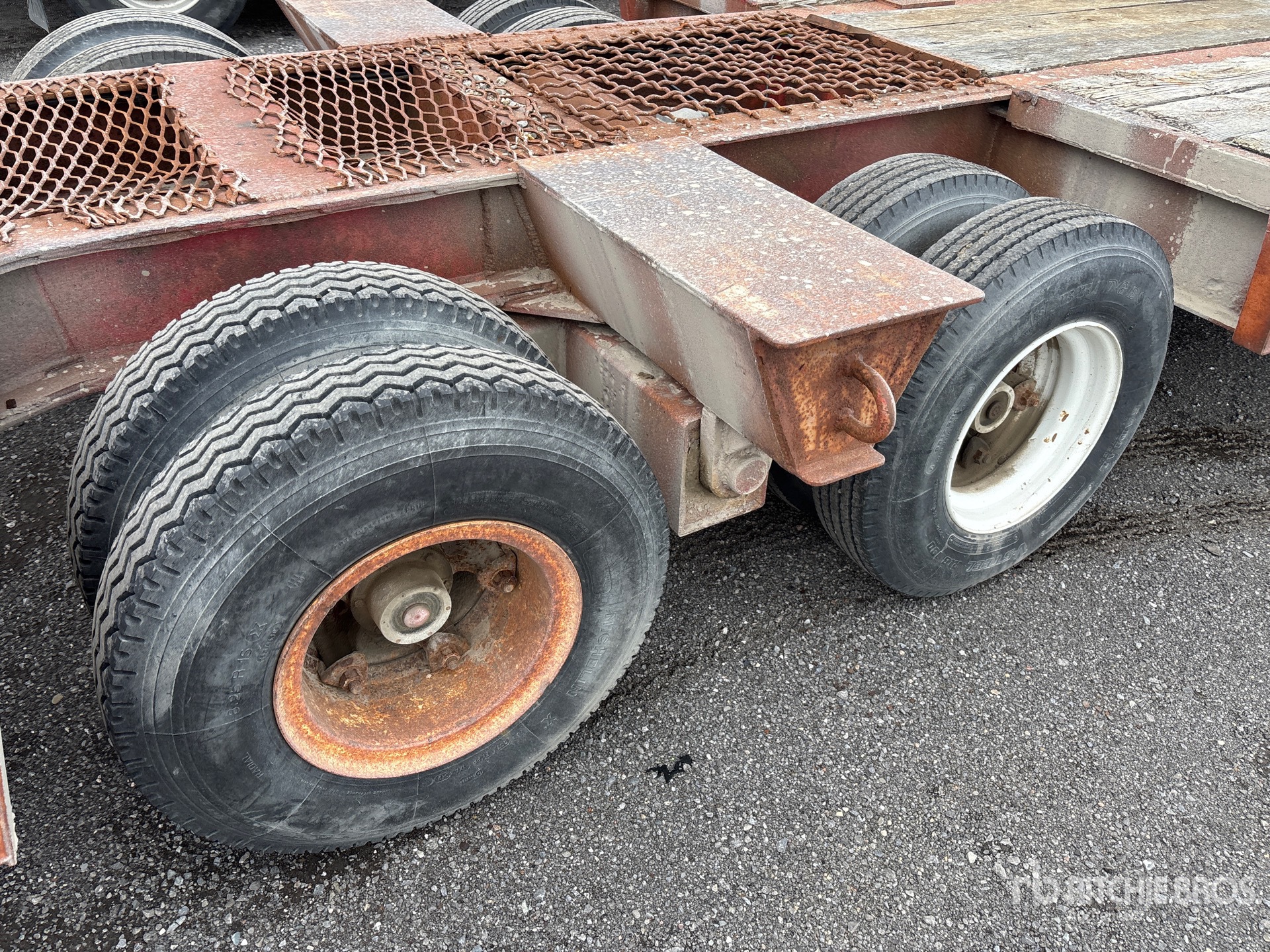 1970 Rogers 27 FT T/A GOOSENECK