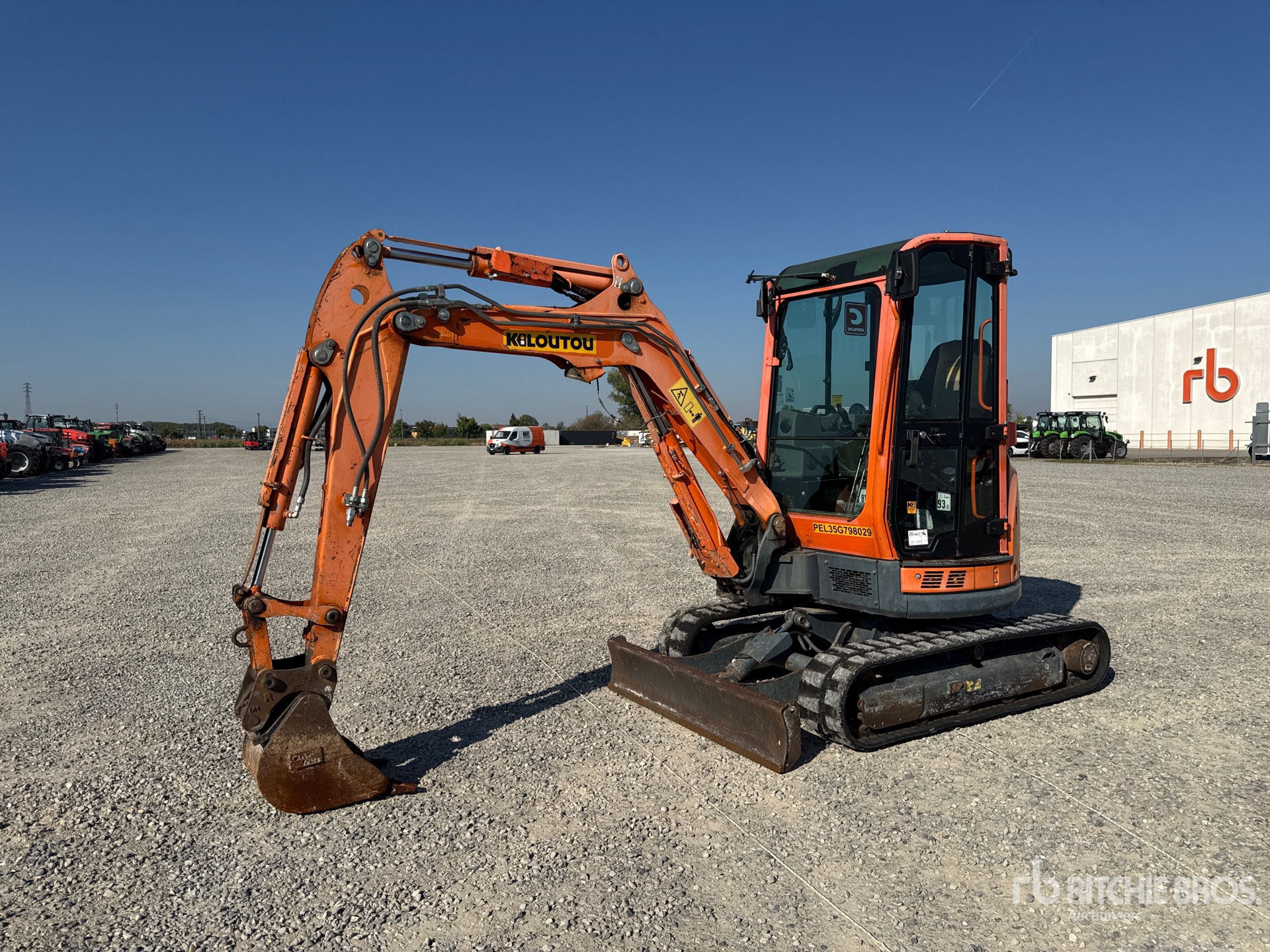 Photo of 2016 Yanmar VIO33UCR