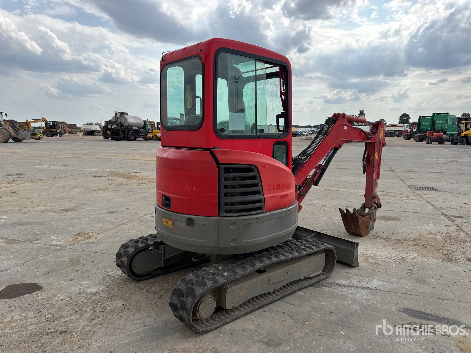 2017 Bobcat E26