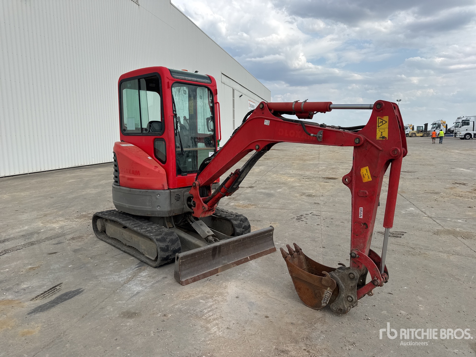 2017 Bobcat E26