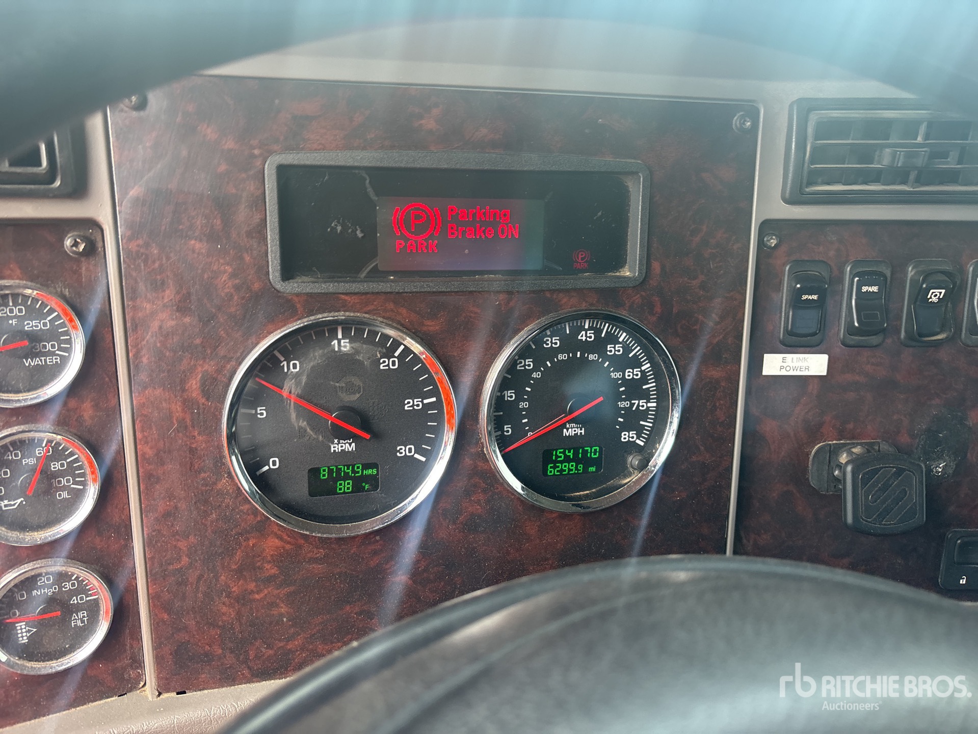 2017 Kenworth T370