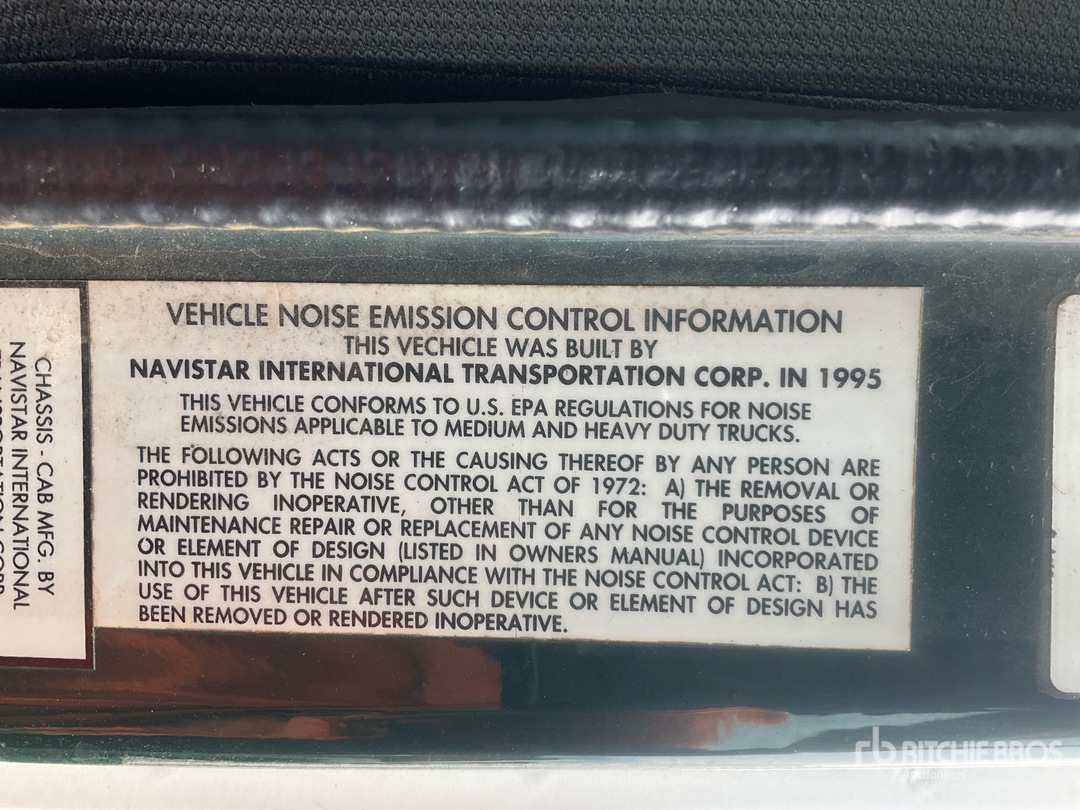 1996 International 8100