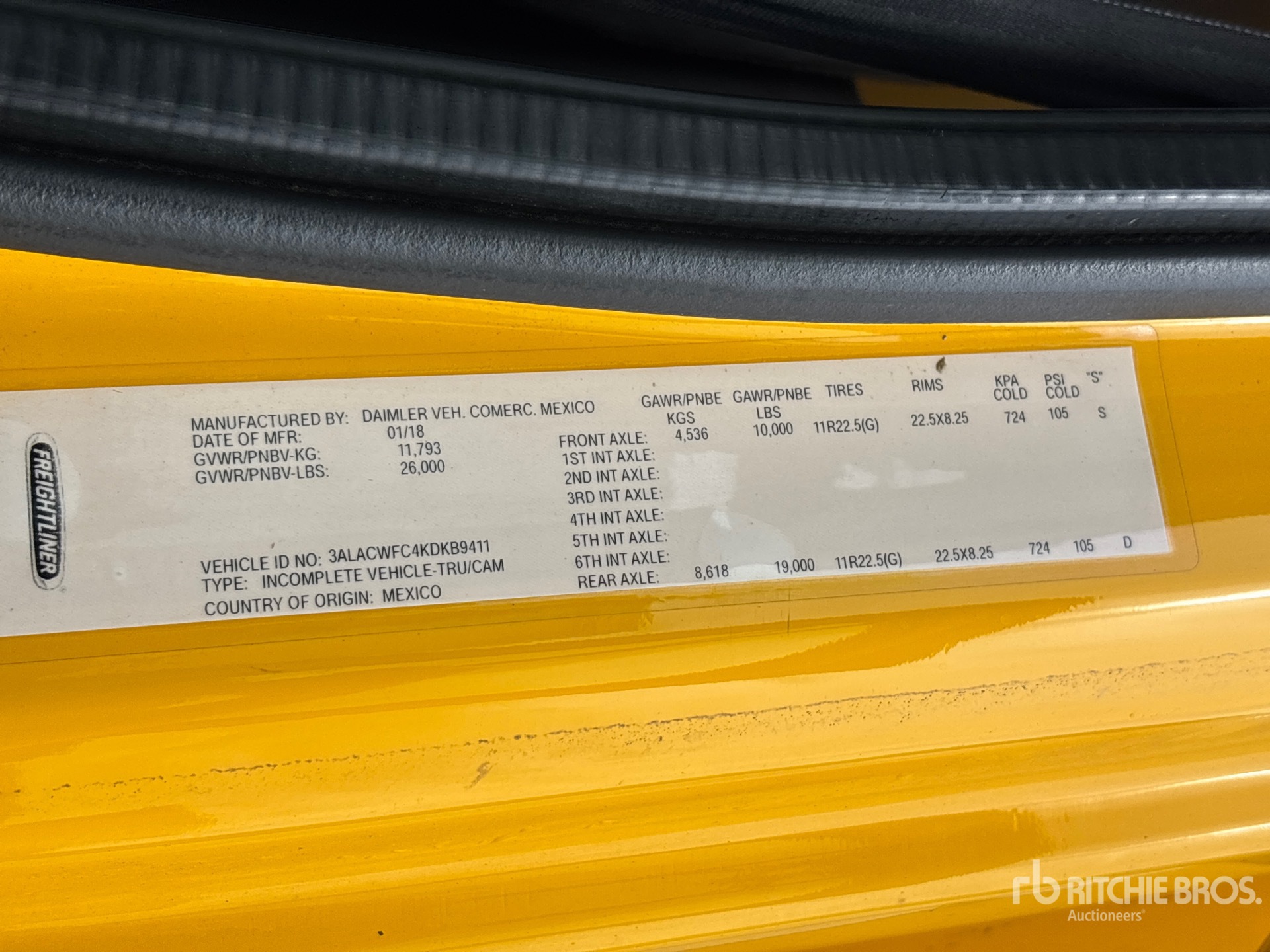 2019 Freightliner M2 112