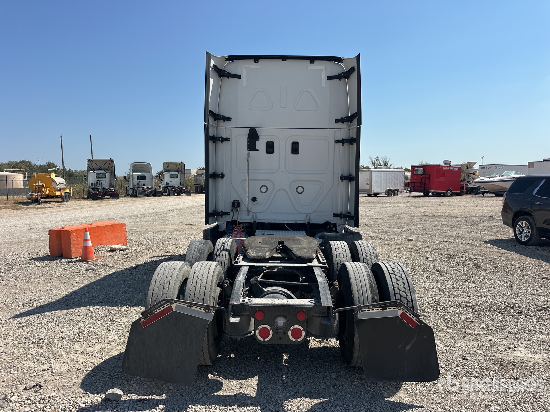 2016 Freightliner CASCADIA 125