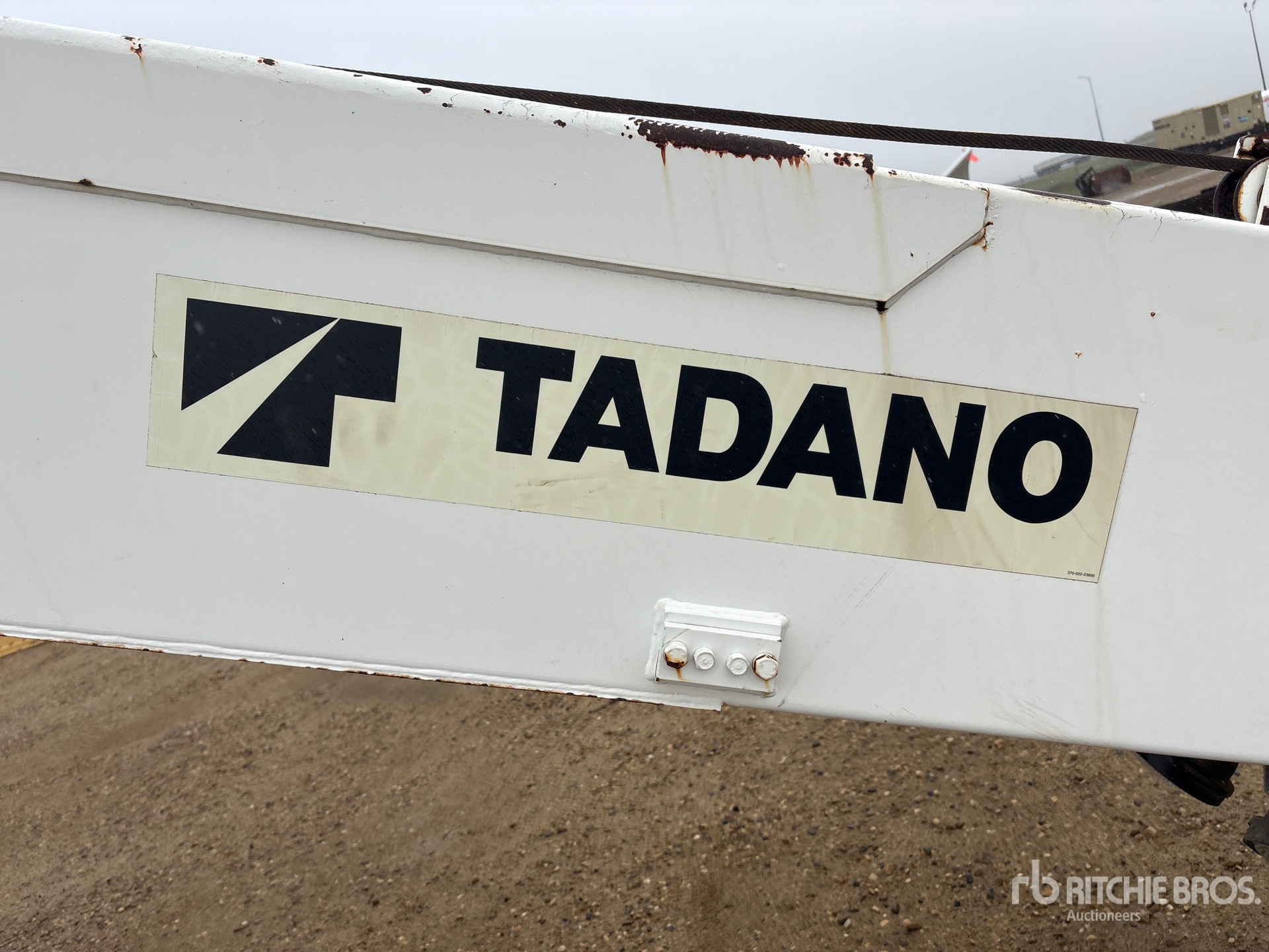 Tadano TM-1882
