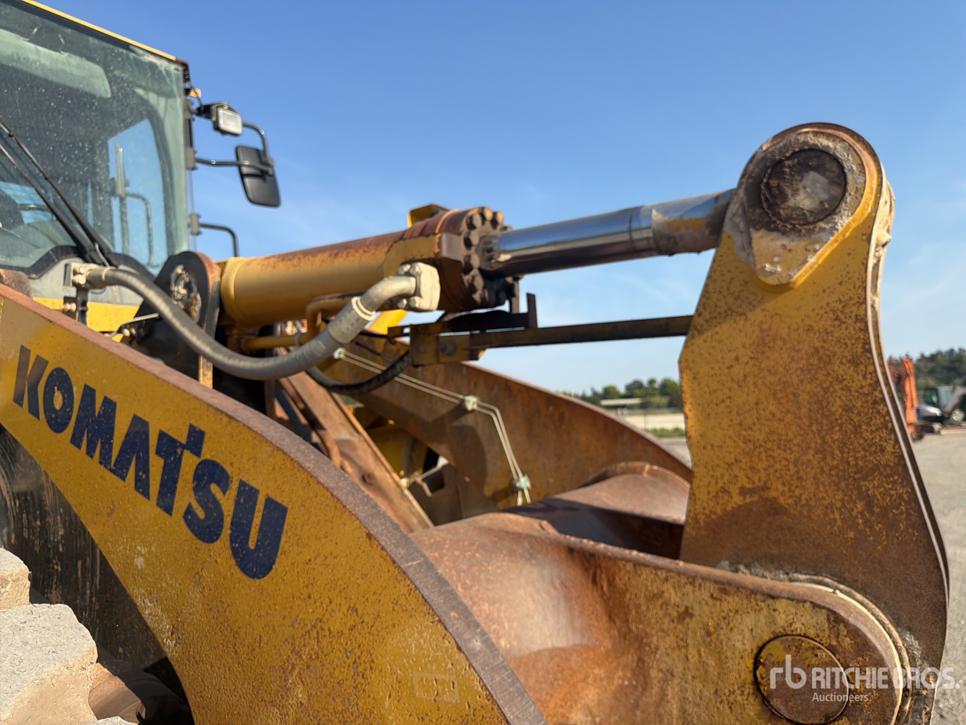 2011 Komatsu WA470-6