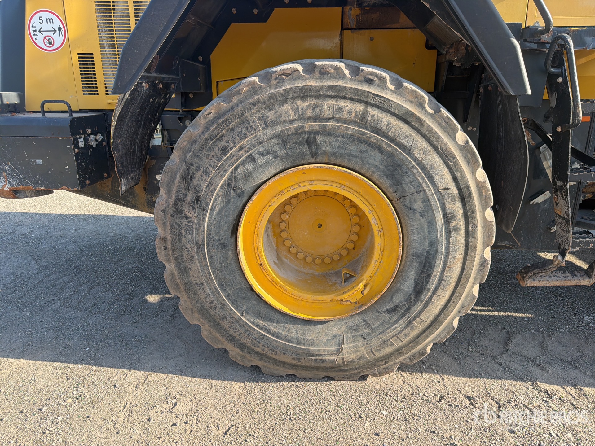 2011 Komatsu WA470-6