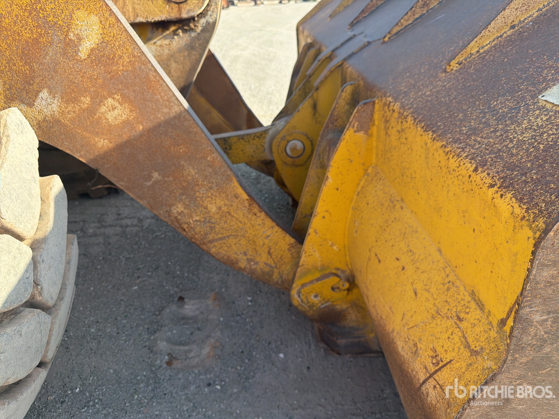 2011 Komatsu WA470-6
