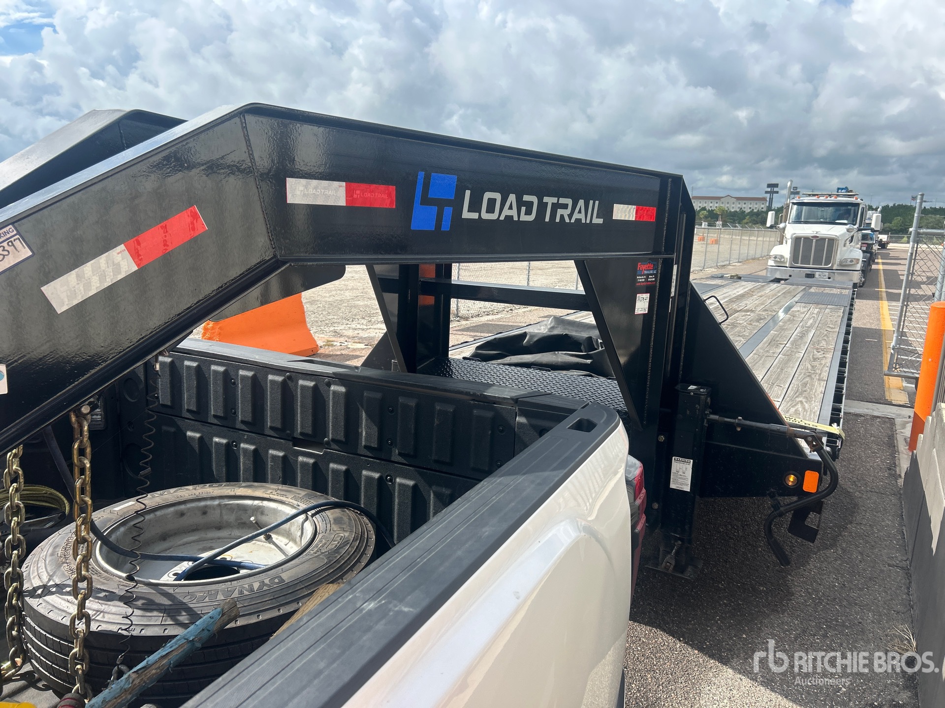 2025 Load Trail 40 FT T/A GOOSENECK