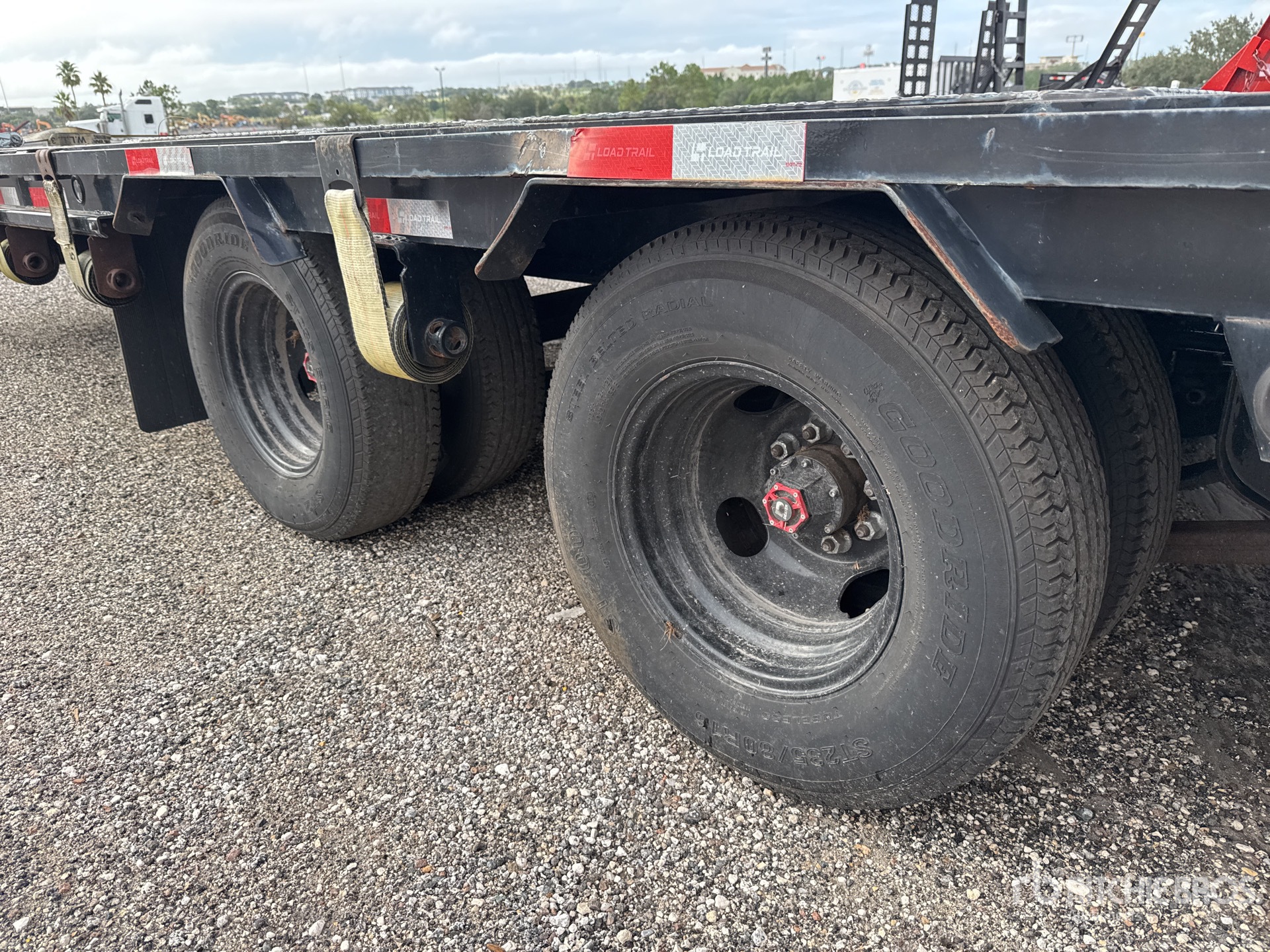 2025 Load Trail 40 FT T/A GOOSENECK