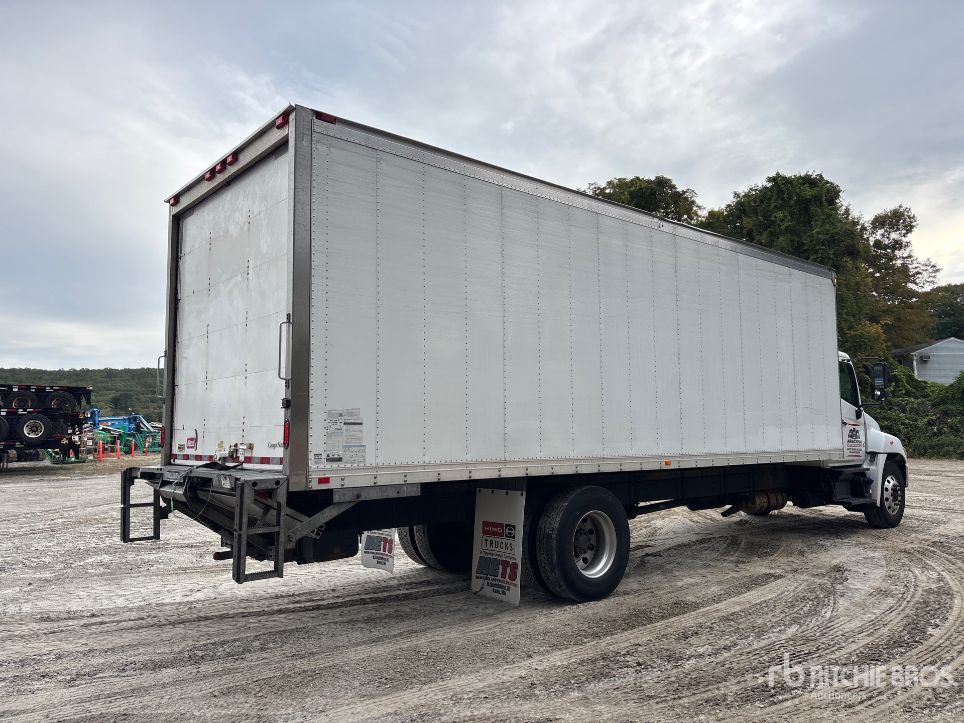 2024 Hino L6