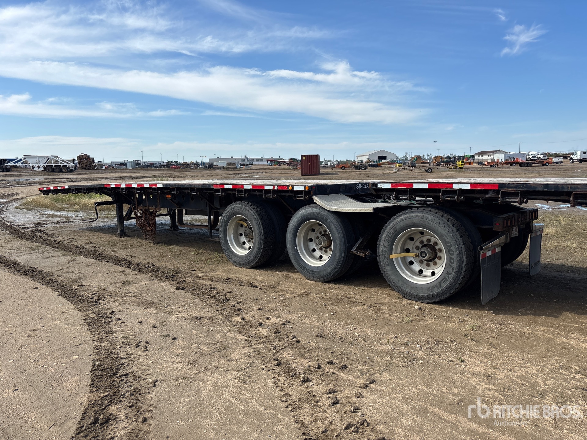 2012 Manac 32 ft Super B-Train