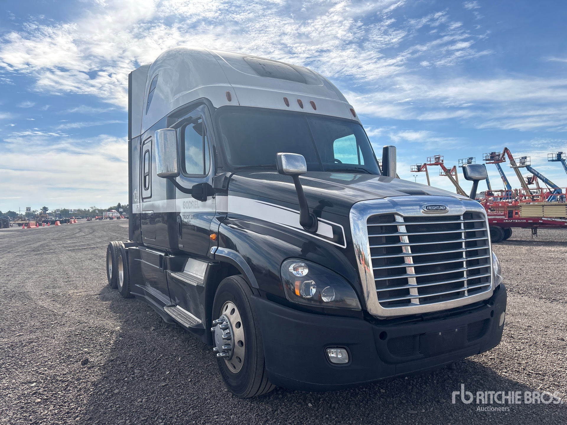 2018 Freightliner CASCADIA 125