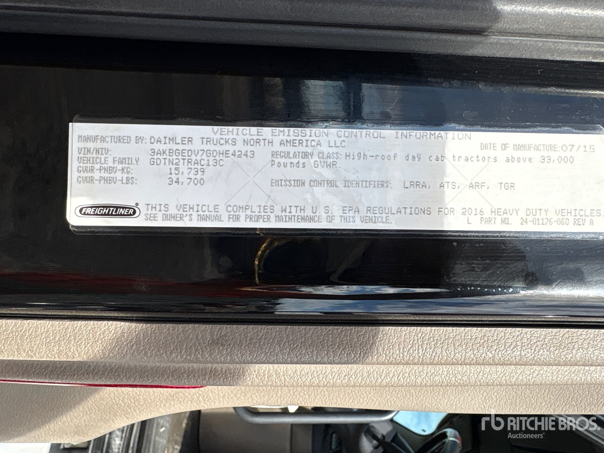 2016 Freightliner CASCADIA 125