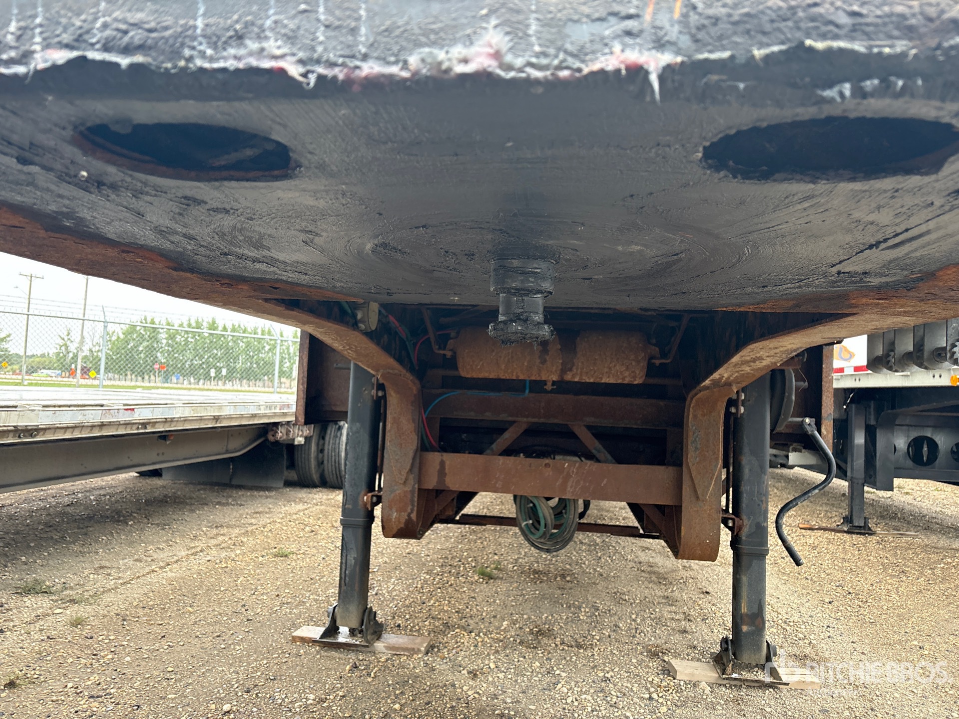 2010 Manac 53 ft Tri/A 53 ft Extendable