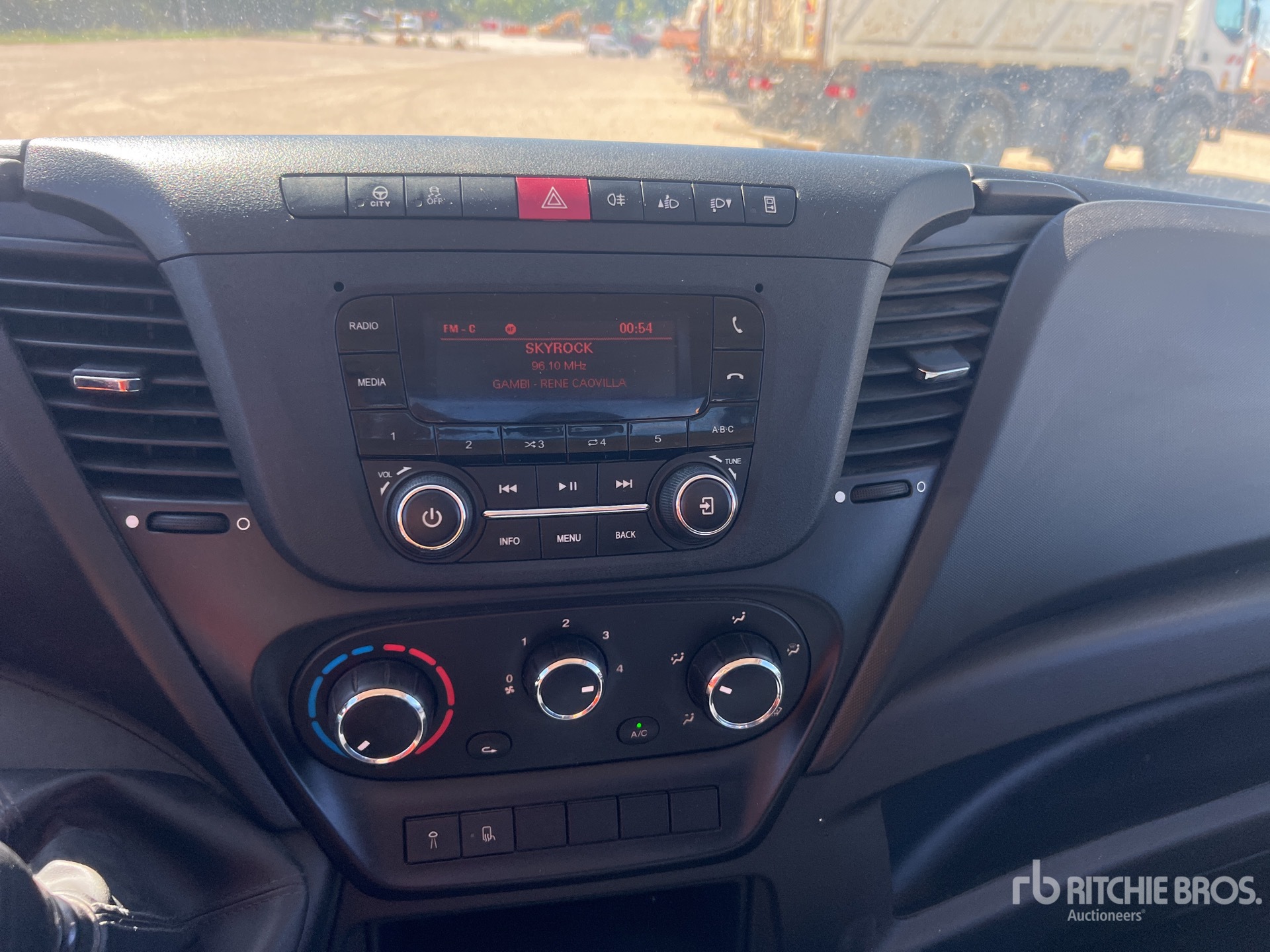 2021 Iveco 35-160
