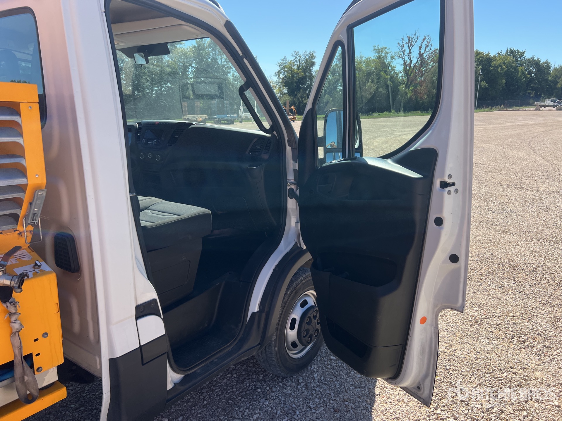 2021 Iveco 35-160