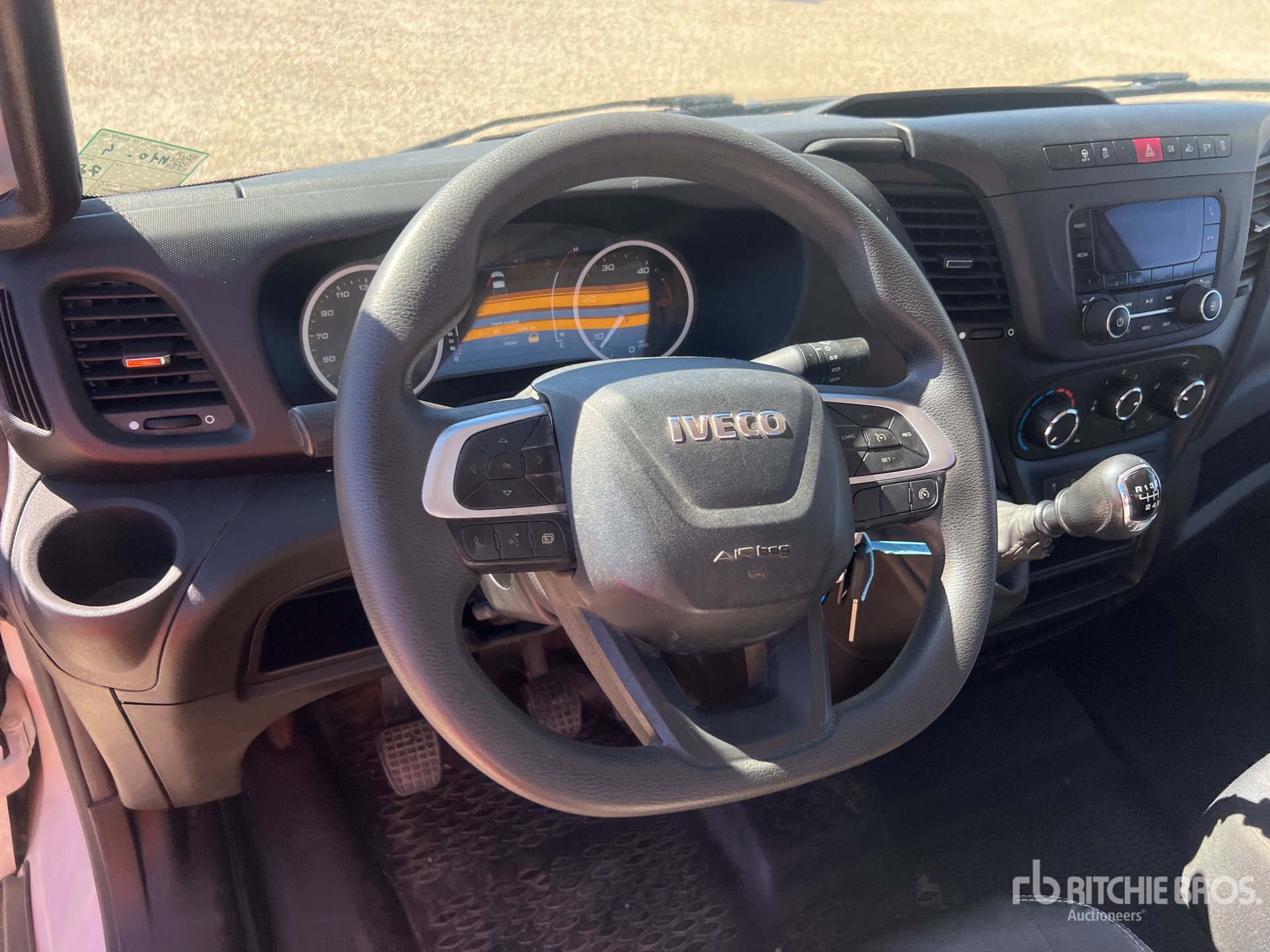 2021 Iveco 35-160