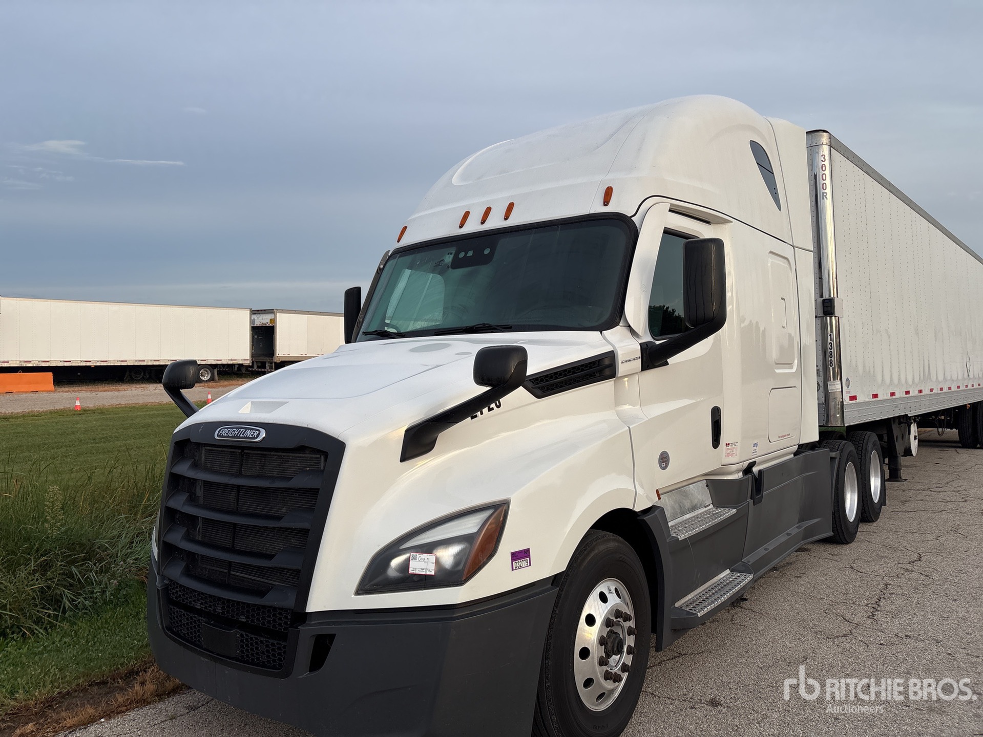 2022 Freightliner CASCADIA 126