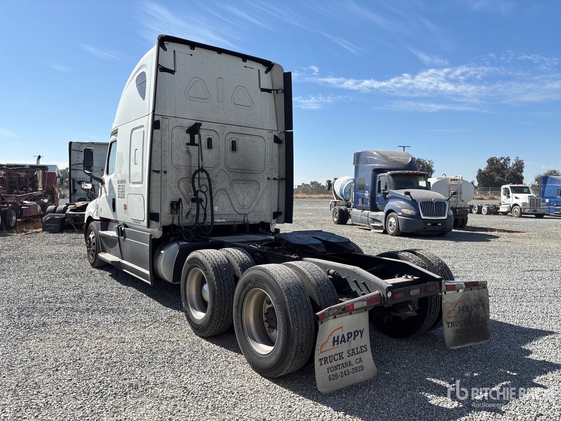 2020 Freightliner CASCADIA