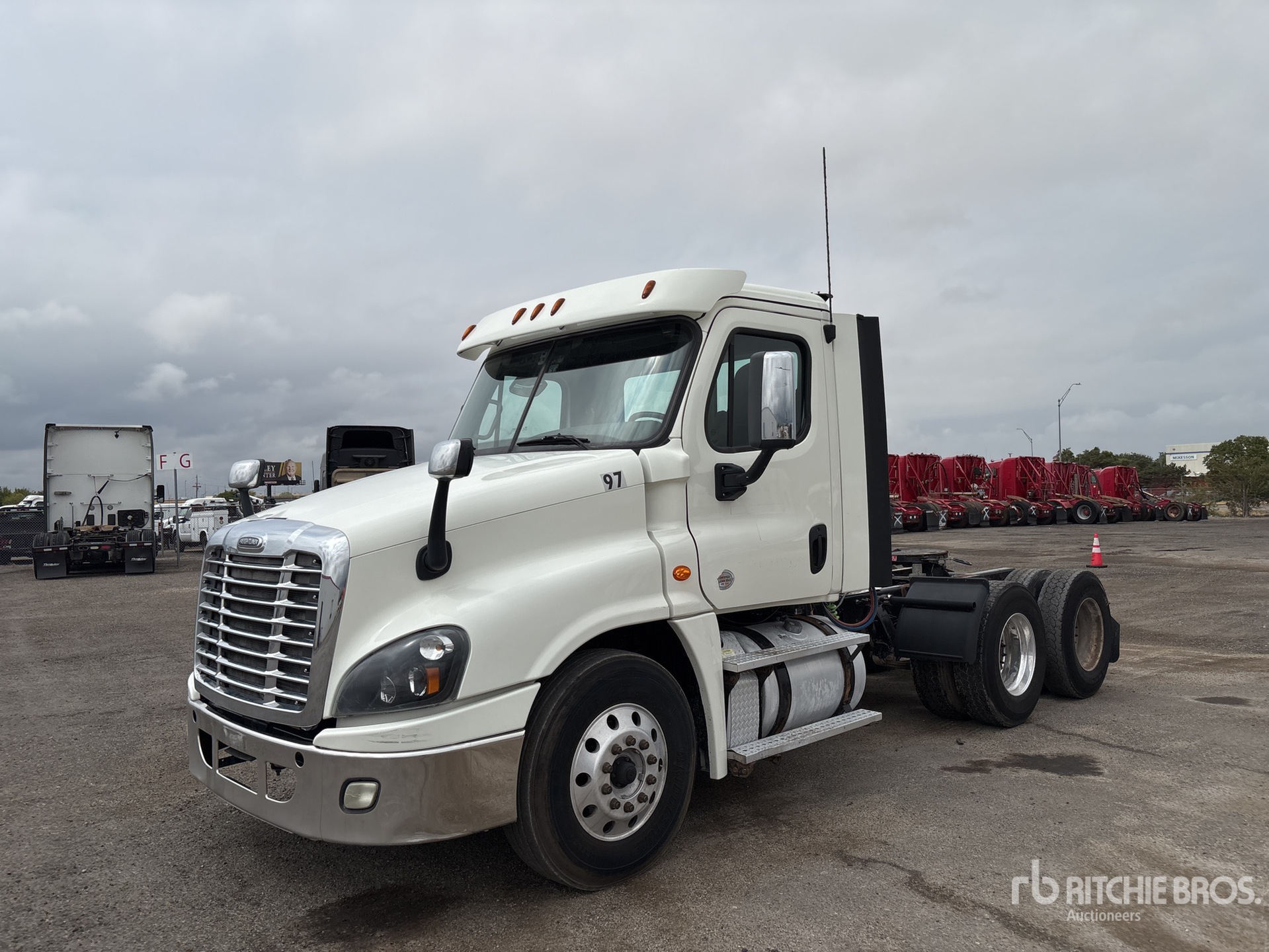2018 Freightliner CASCADIA 125