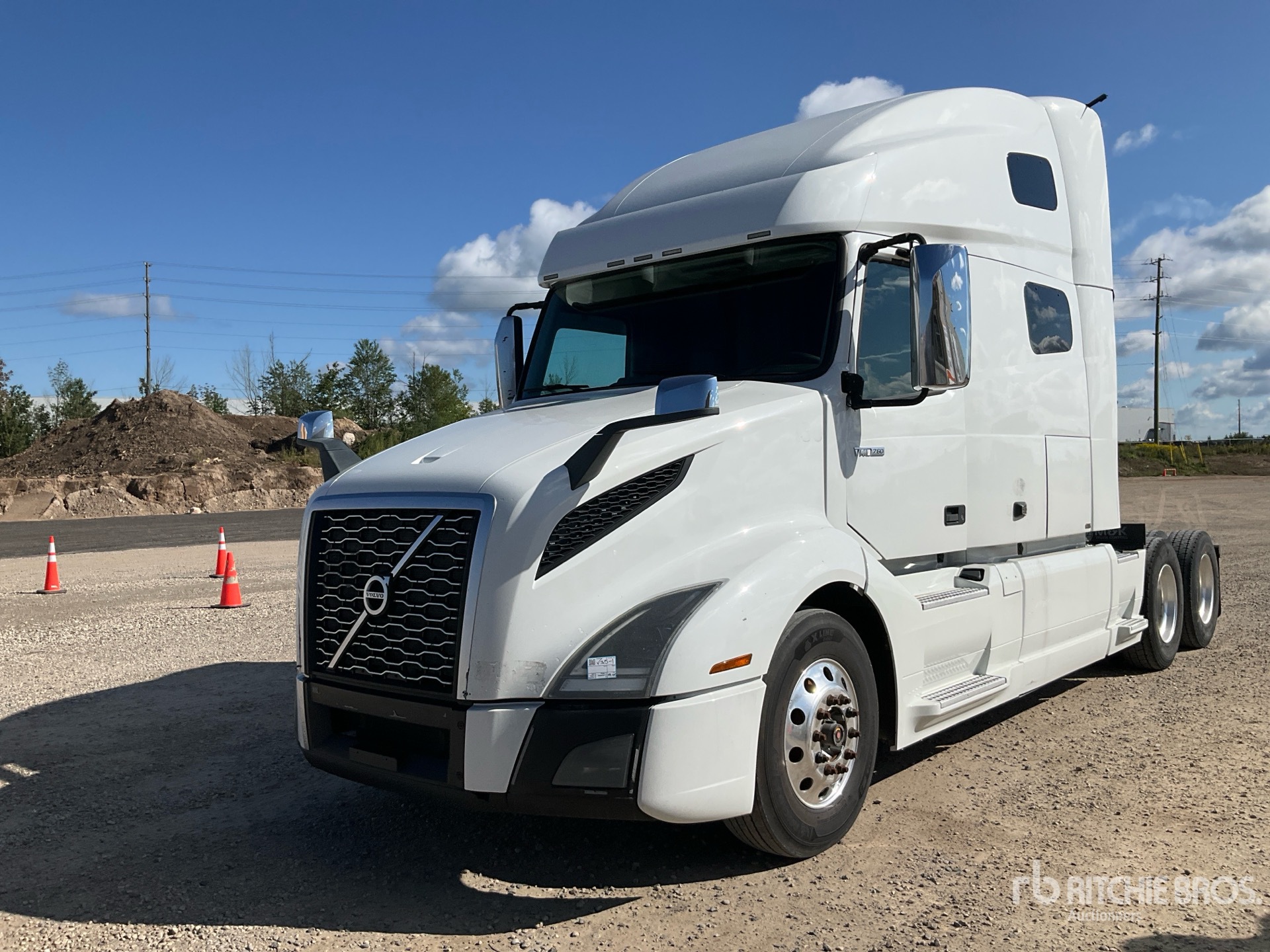 2020 Volvo VNL