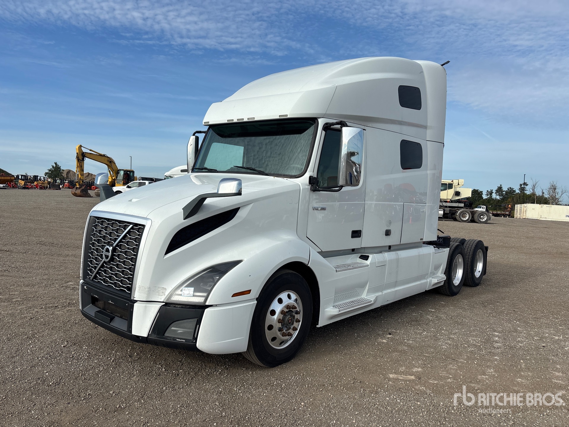 Photo of 2020 Volvo VNL
