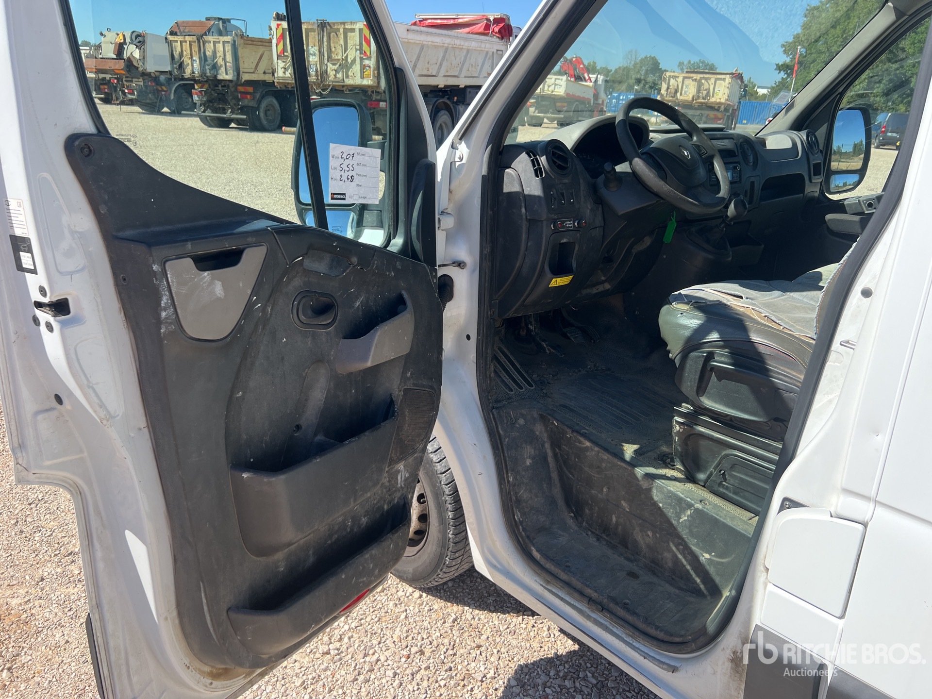 2014 Renault MASTER DCI125