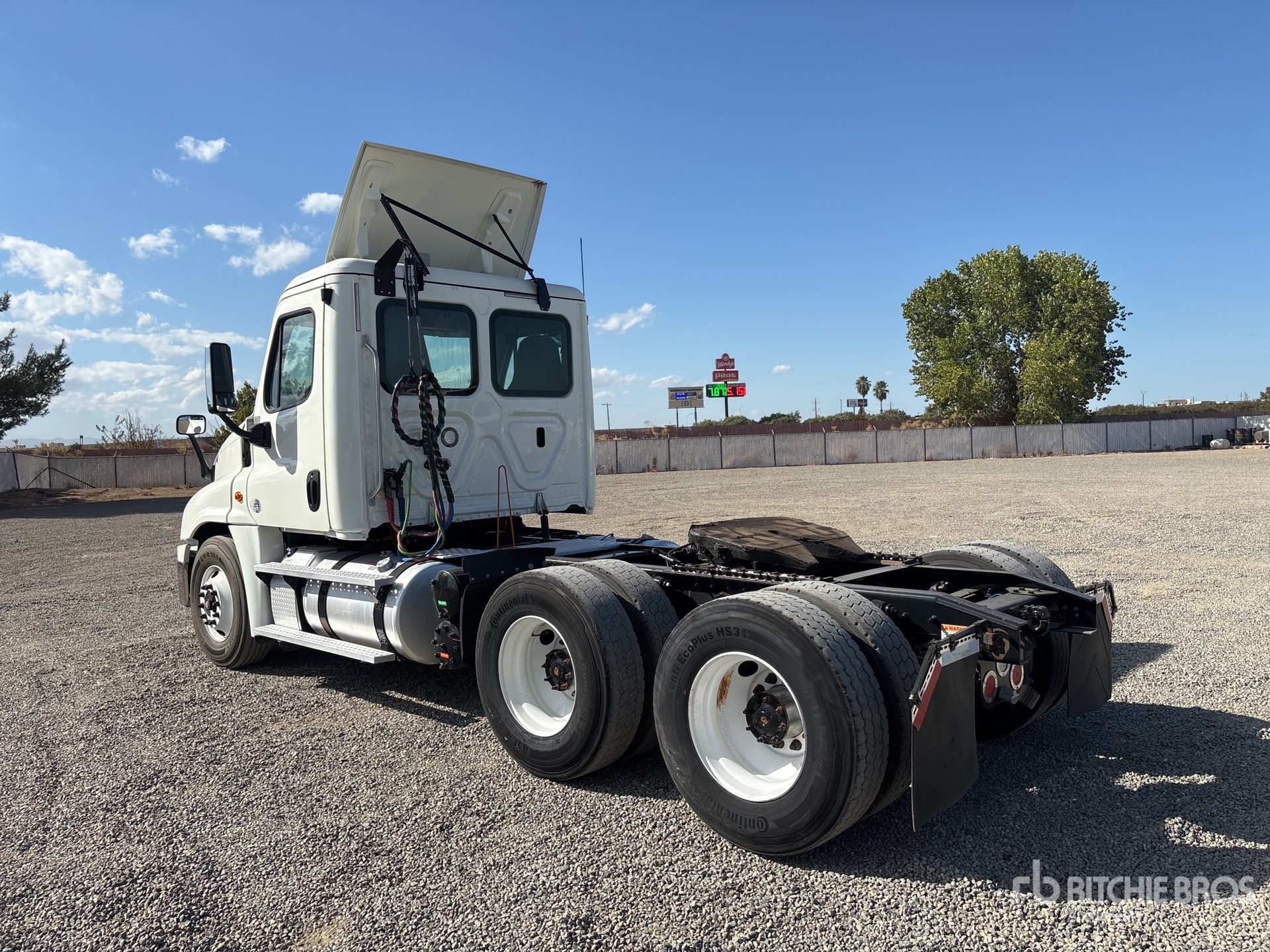2018 Freightliner CASCADIA 125