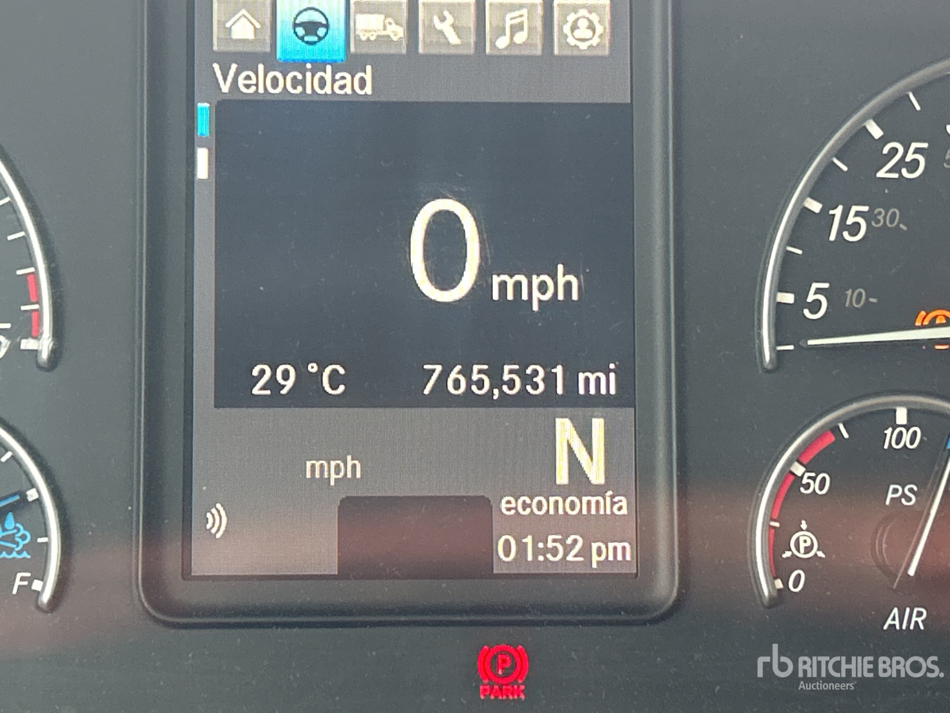2023 Freightliner CASCADIA 126