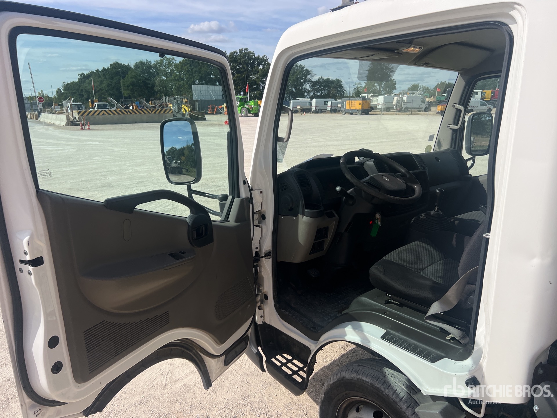 2016 Renault MAXITY 120 DXI