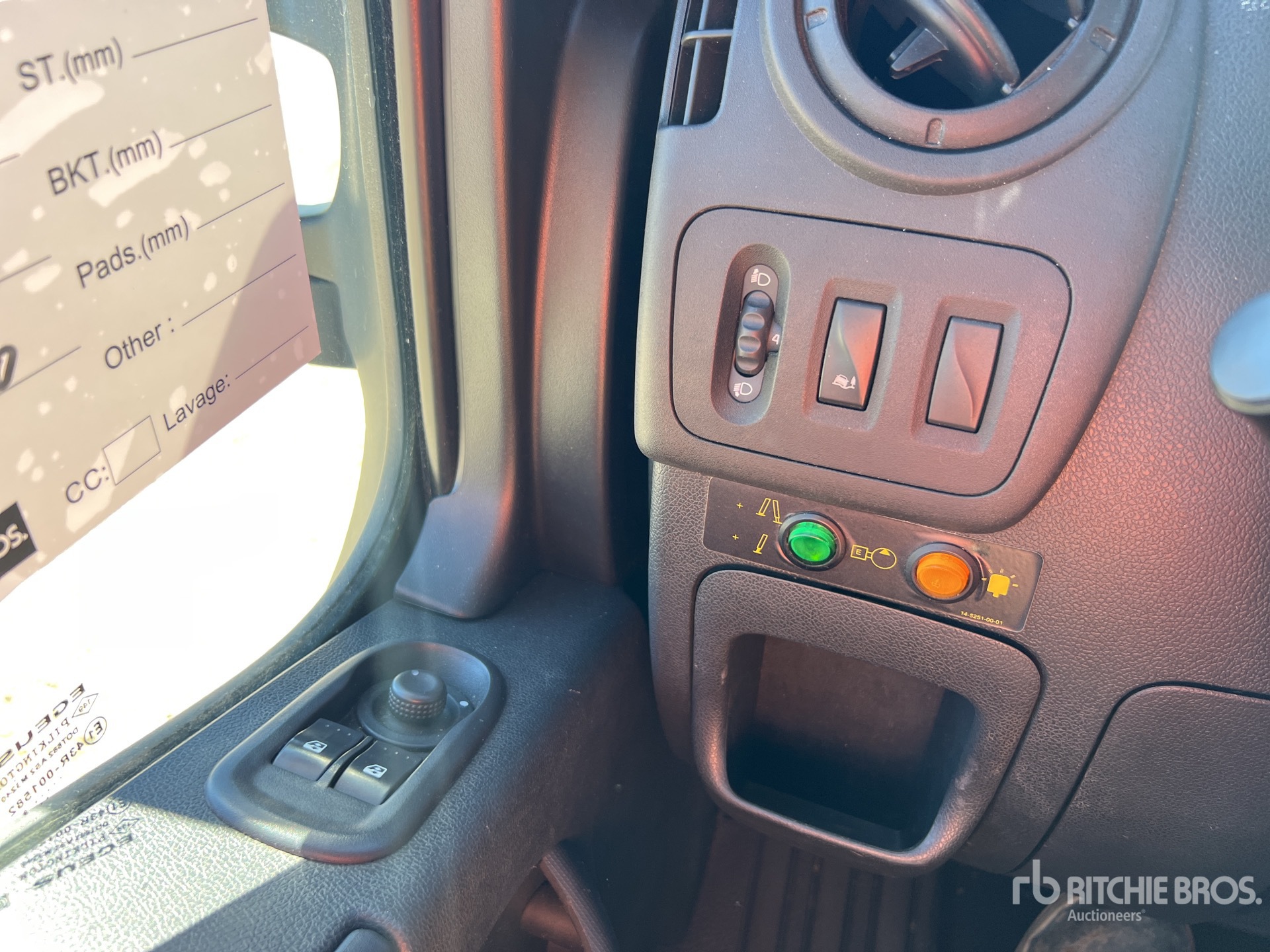 2020 Renault MASTER