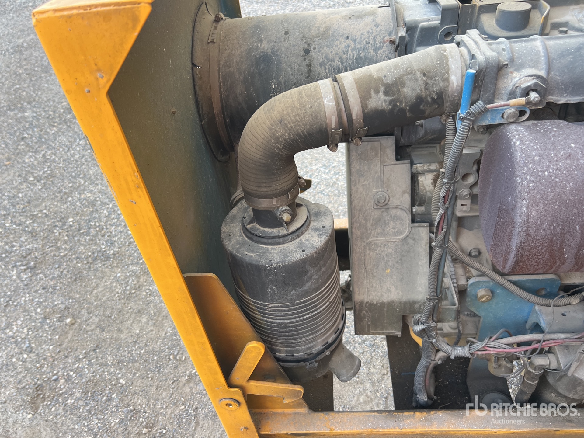 2006 Genie GS3384
