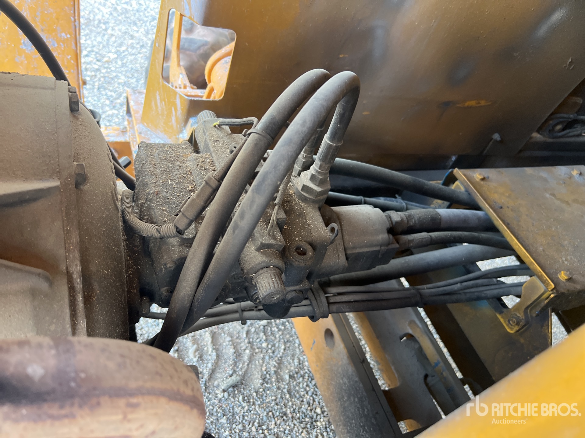 2006 Genie GS3384