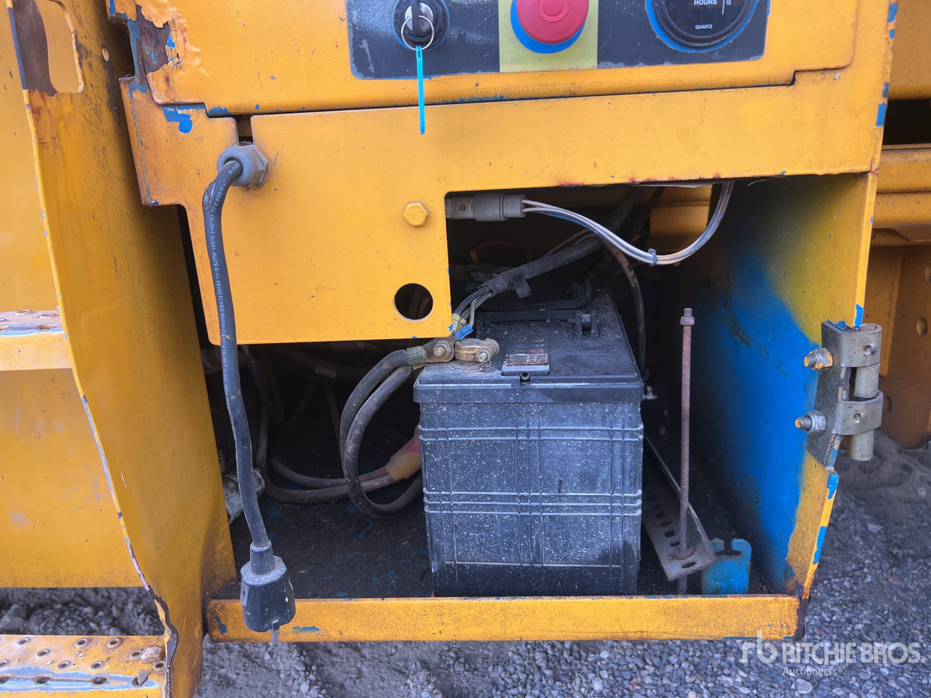 2006 Genie GS3384