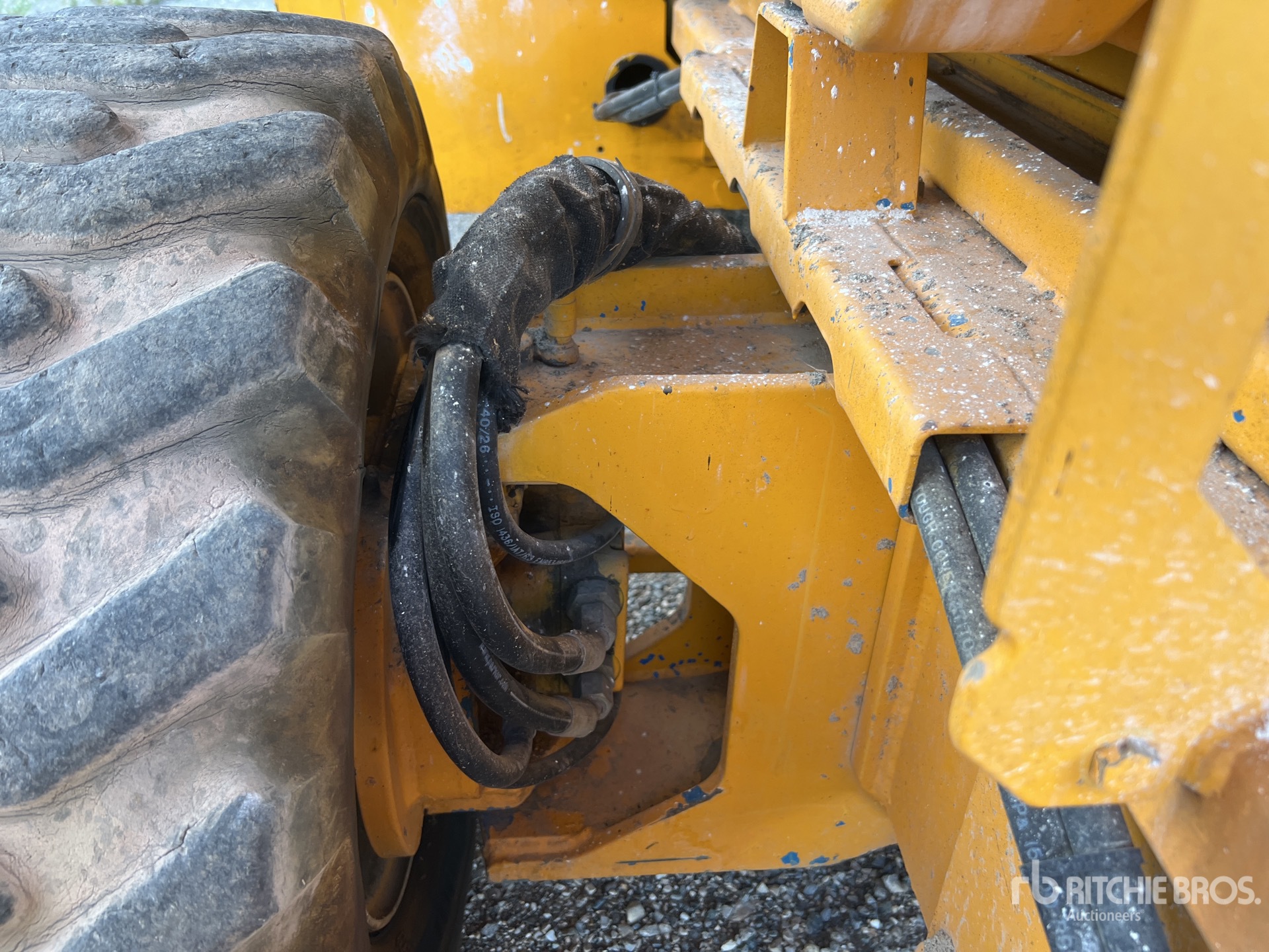 2006 Genie GS3384