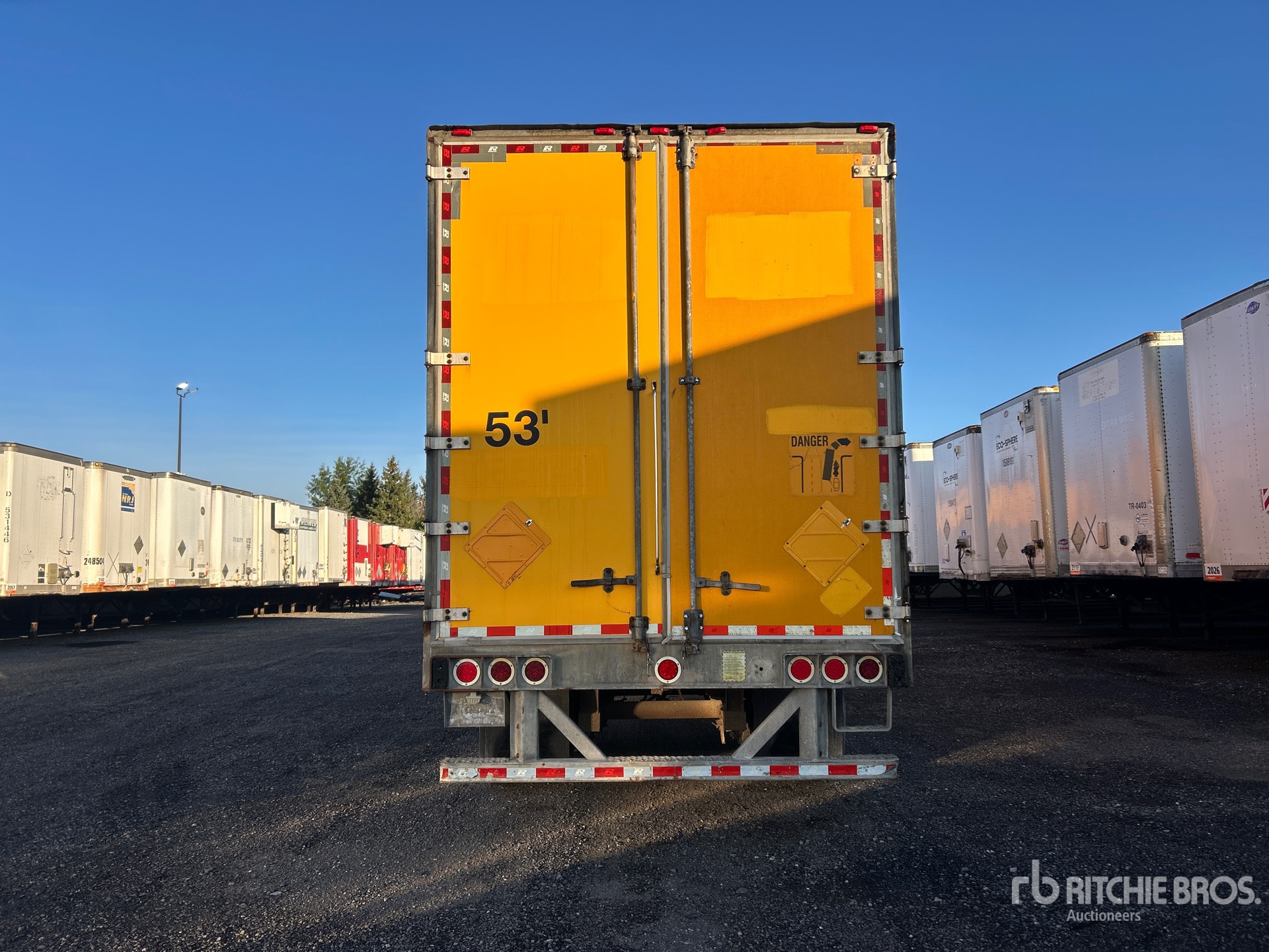 2003 Manac 53 FT X 102 IN T/A